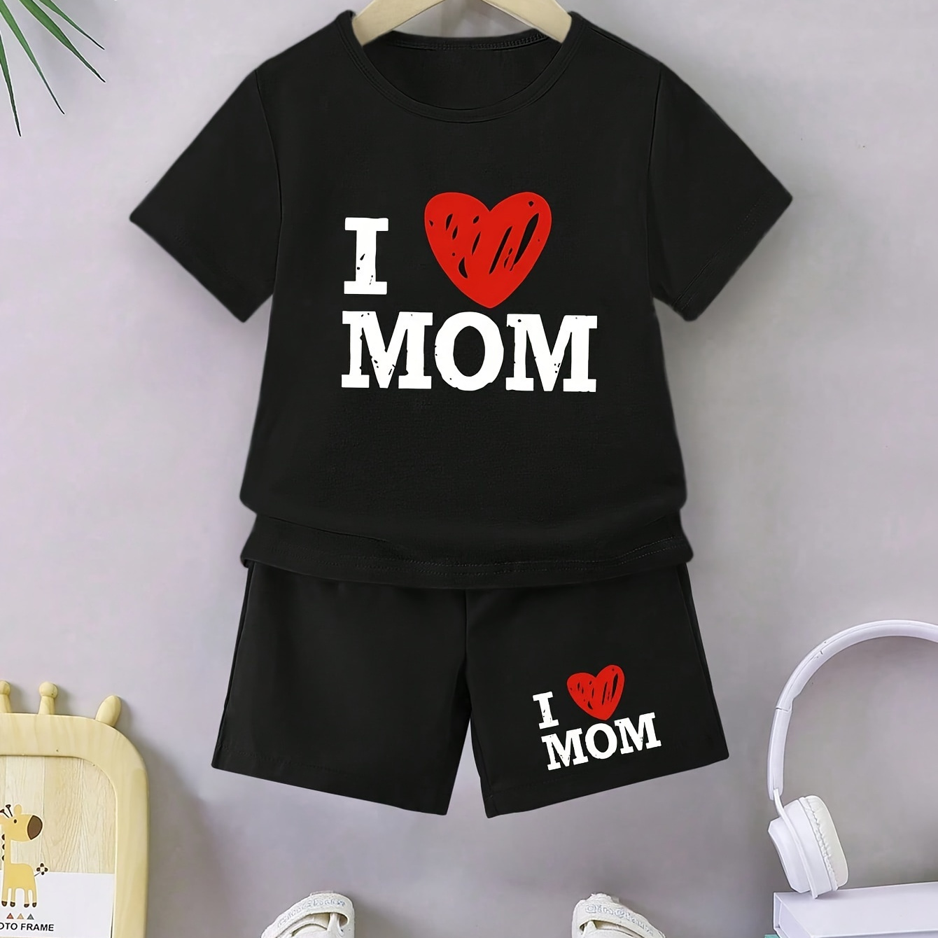 

2pcs Baby Boy's Set "i Love Mom" Letter Printed Casual Short Sleeve T-shirt & Shorts Outfit
