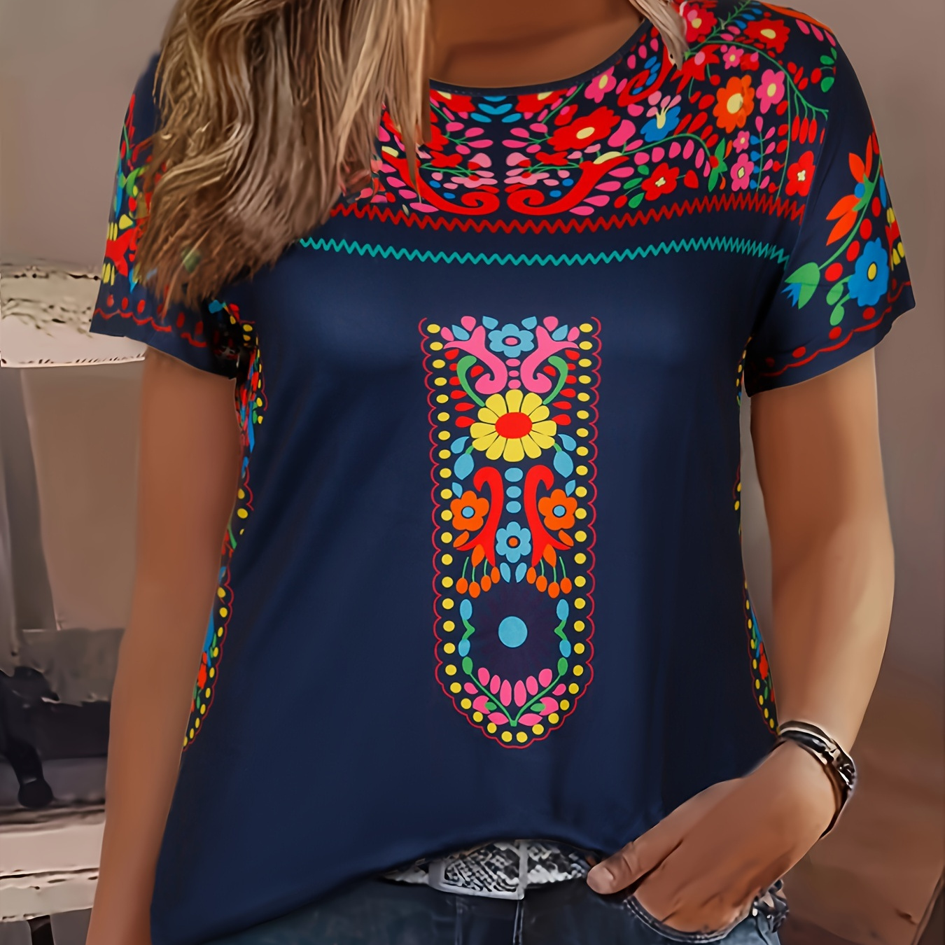 

Plus Size Boho T-shirt, Women's Plus Floral Print Short Sleeve Round Neck Slight Stretch T-shirt