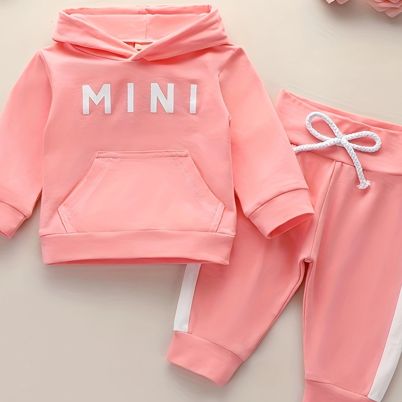 

Baby Girl Letter Pattern Hoodie & Pants 2 Pcs