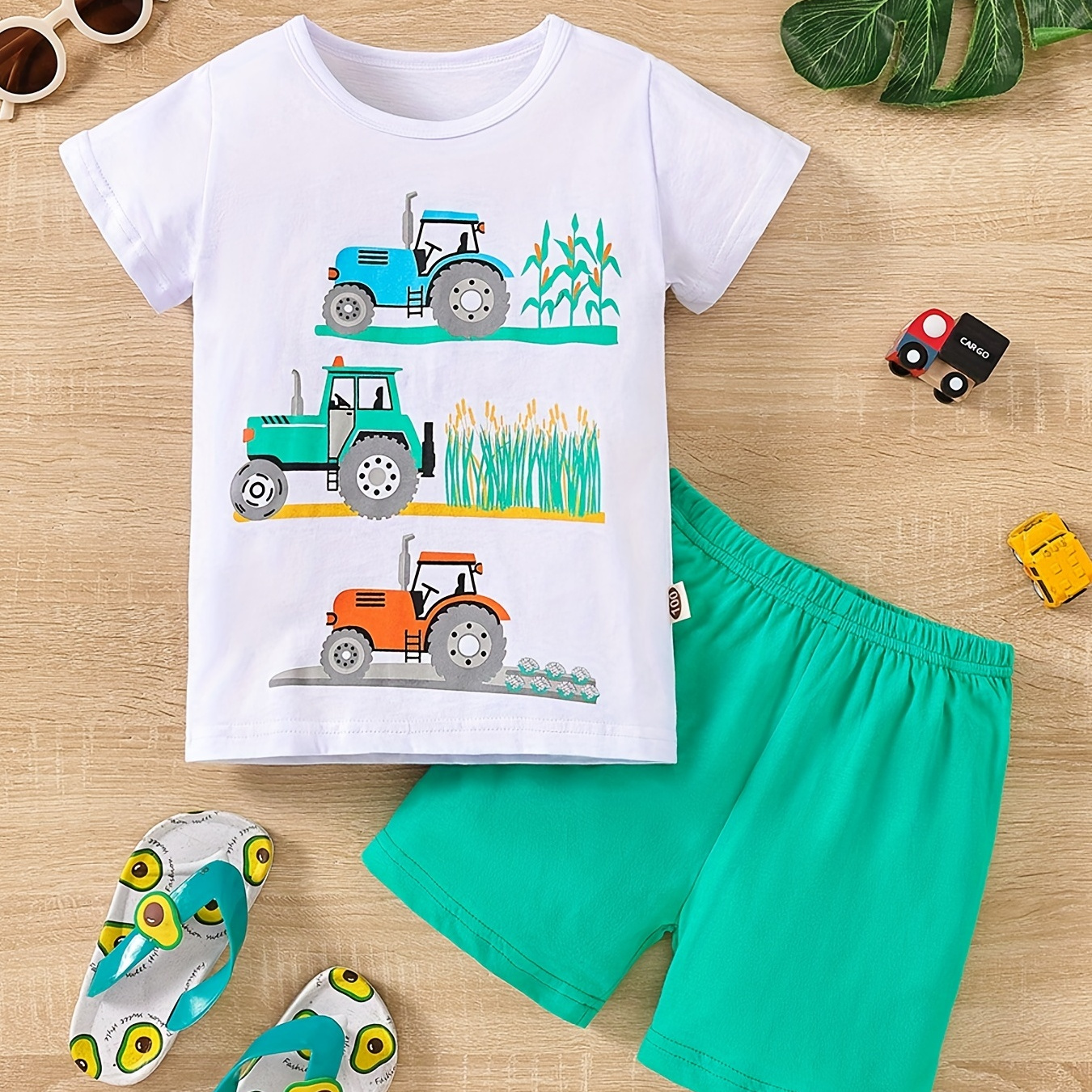 Boys Tractors Print Casual Outfit Round Neck T-shirt & Shorts Kids Summer Clothes Sets
