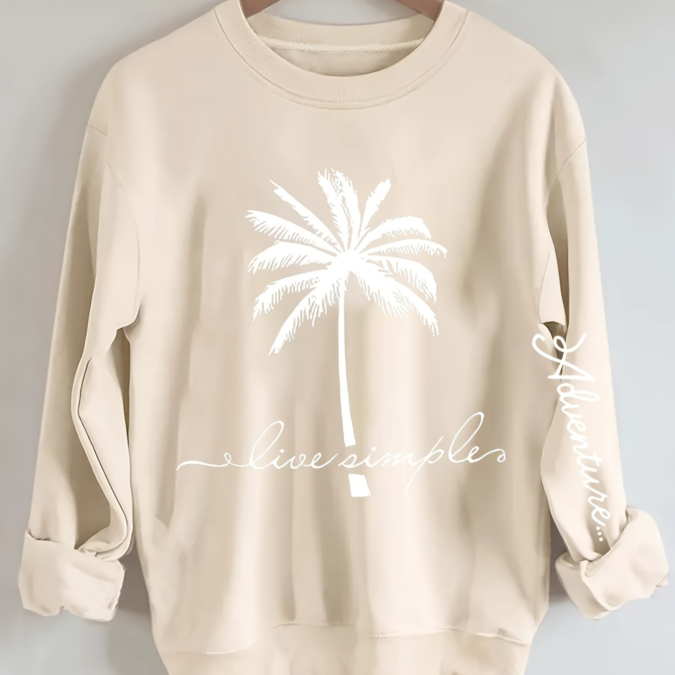 

Plus Size Palm Tree Print Crew Neck Pullover Sweatshirt, Casual Long Sleeve Sweatshirt For Fall & Winter, Women's Plus Size Clothing