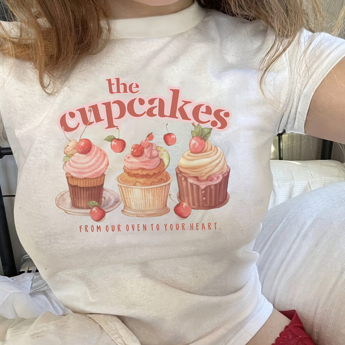 

Y2k Cake Print T-shirt, Short Sleeve Crew Neck Casual Top For Summer & Spring, Women's Clothing