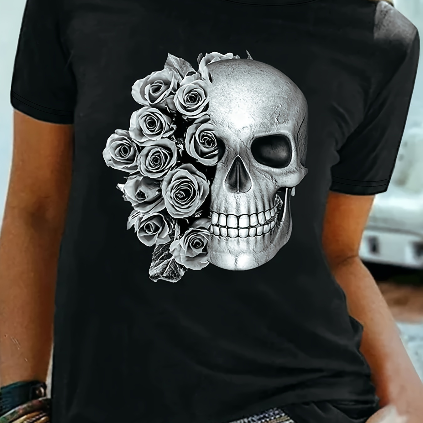 

Women's Casual Crew Neck T-shirt, Dacron & Spandex , Polyester 95%, Elastane 5%, Knit Fabric, Regular Length, With Skull And Roses Print, For Comfort