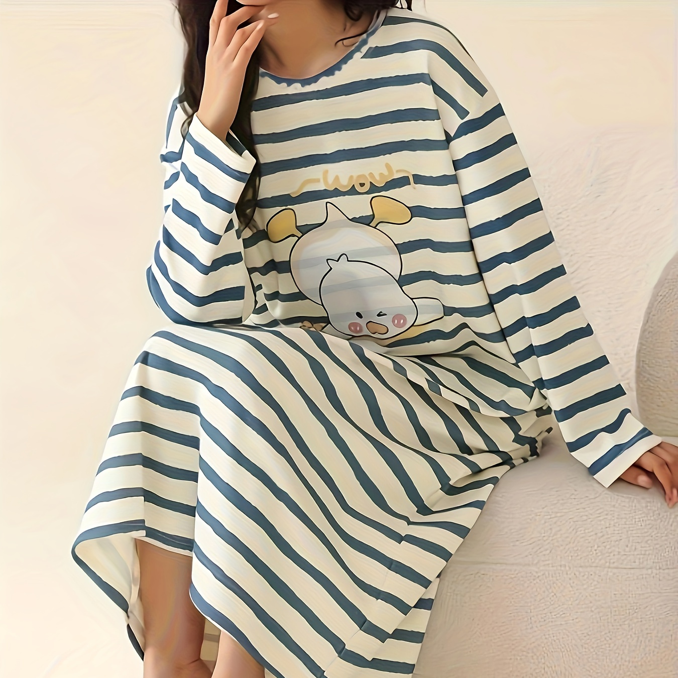 

Women's Cozy Cartoon Print Long Sleeve Nightgown - Casual Polyester Sleep Dress, Machine Washable