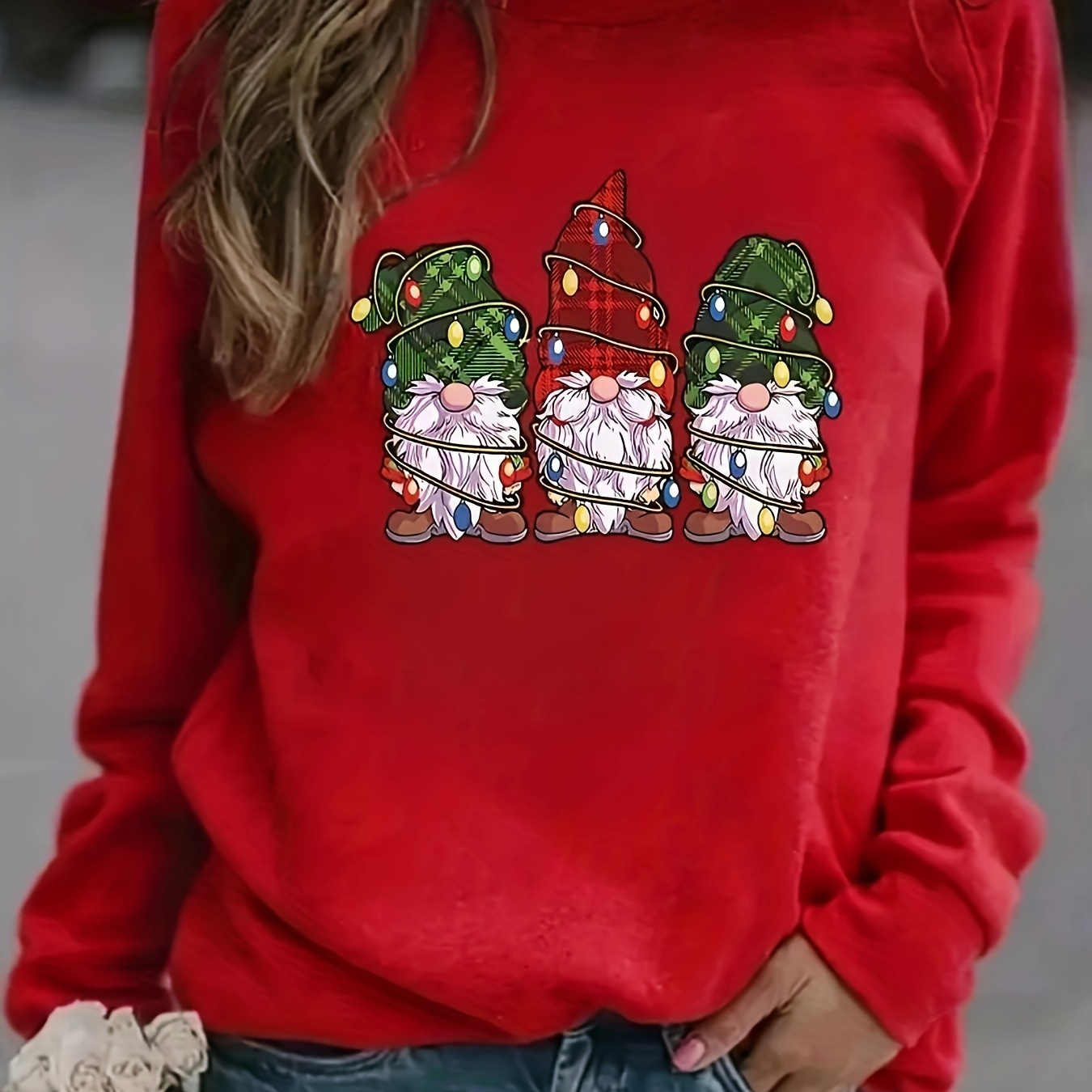 

Women's Cozy Christmas Gnome Print Sweatshirt - Casual Crew Neck, Long Sleeve Pullover For Fall & Winter