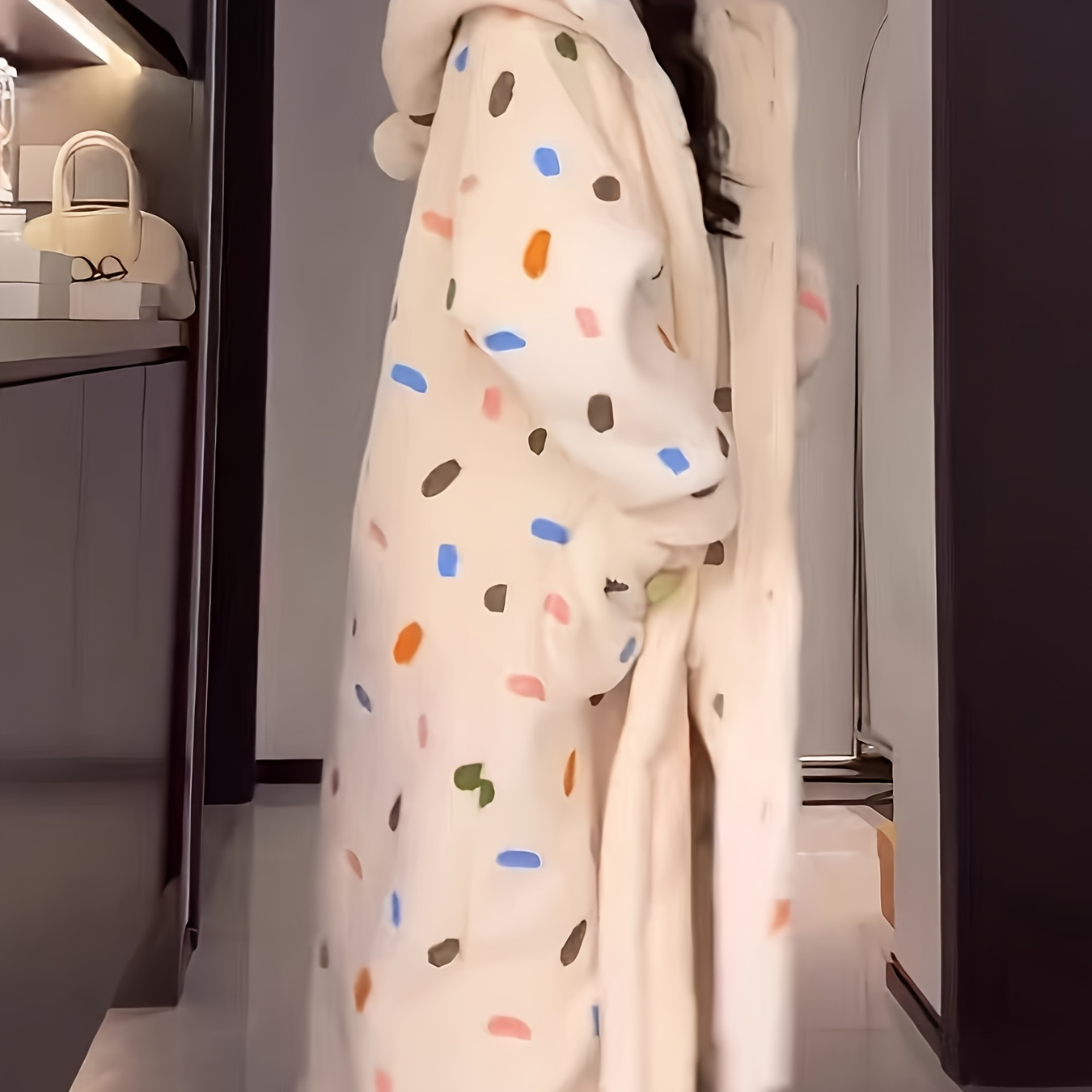 

Robe à Capuche en Confortable pour Femmes - Pyjama d'Hiver Épais et Chaud avec Colorés & Poches, Lavable en Machine