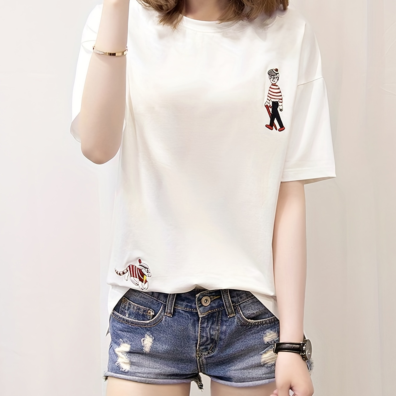 2024 Anime Embroidery T-shirt, Casual Crew Neck Drop Shoulder Short Sleeve T-shirt, W