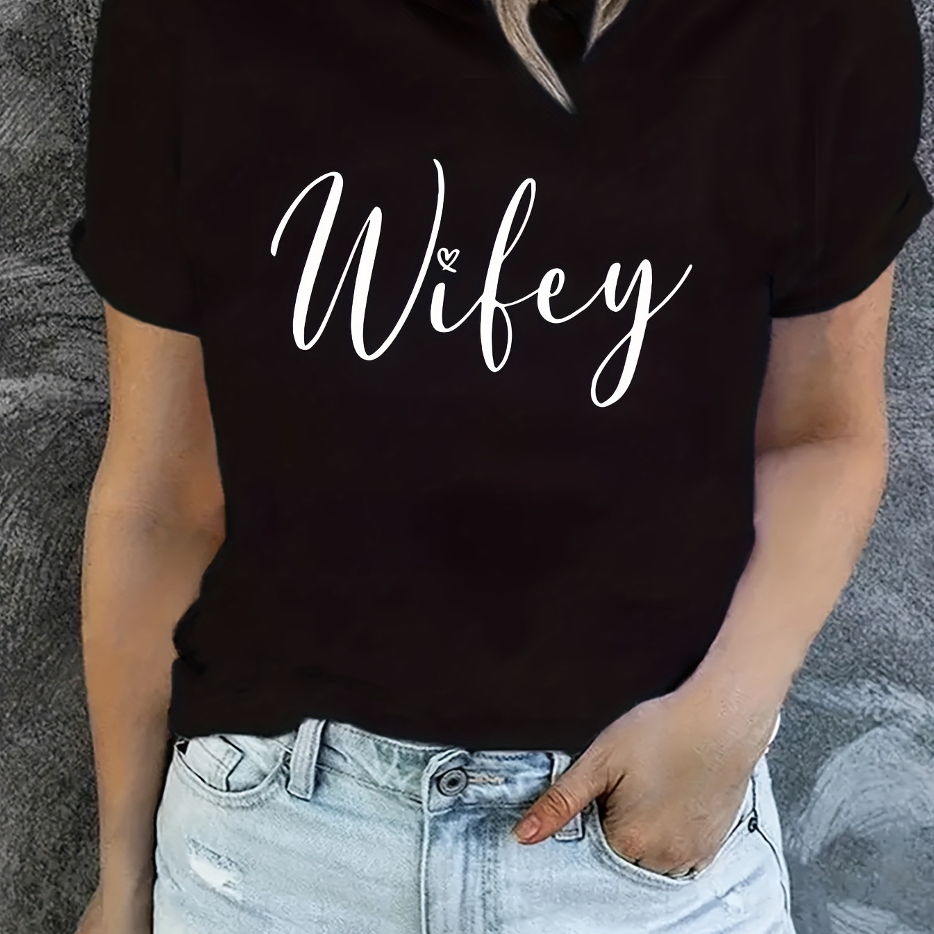 

Wifey Print T-shirt, Casual Crew Neck Short Sleeve Top For Spring & Summer, Women's Clothing