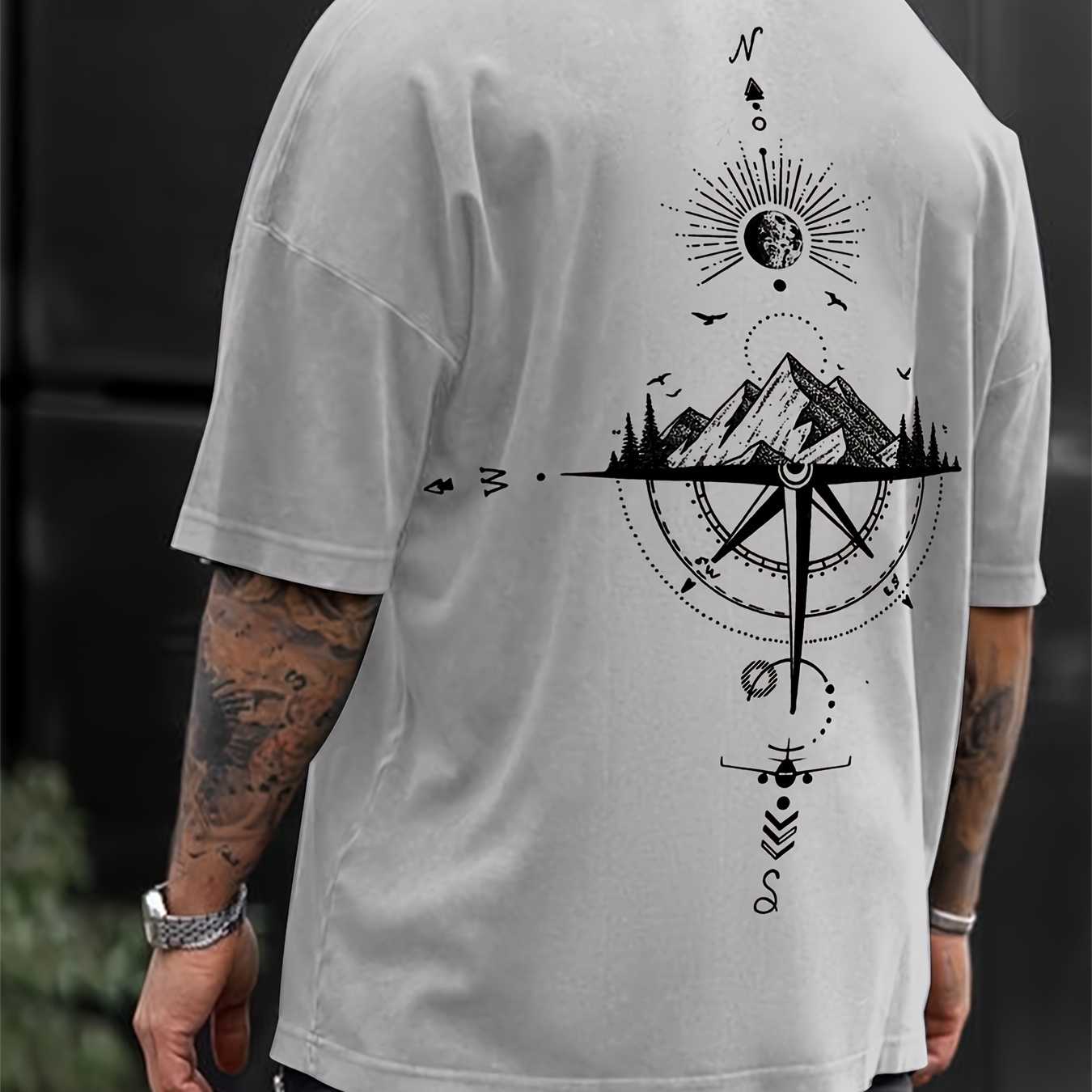 

Mountain And Compass Pattern Crew Neck And Short Sleeve T-shirt, Chic And Fashionable Loose Fit Tops For Men's Summer Street Wear