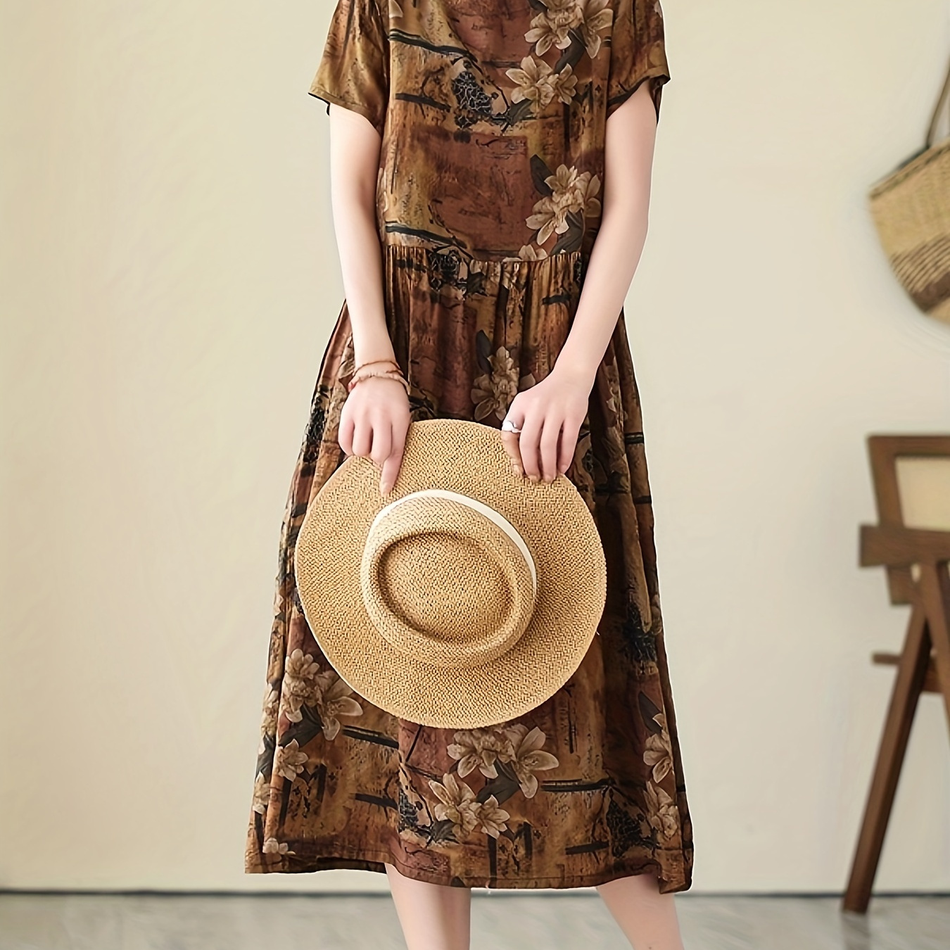 

Floral Print Crew Neck Dress, Casual Short Sleeve Dress With Pockets For Spring & Summer, Women's Clothing