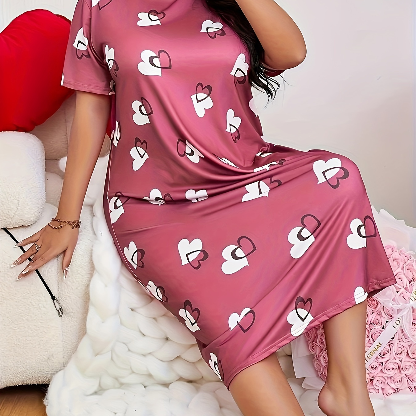 

Women's Plus Casual Sleep Dress, Plus Size Heart Print Short Sleeve Crew Neck Tee Nightdress