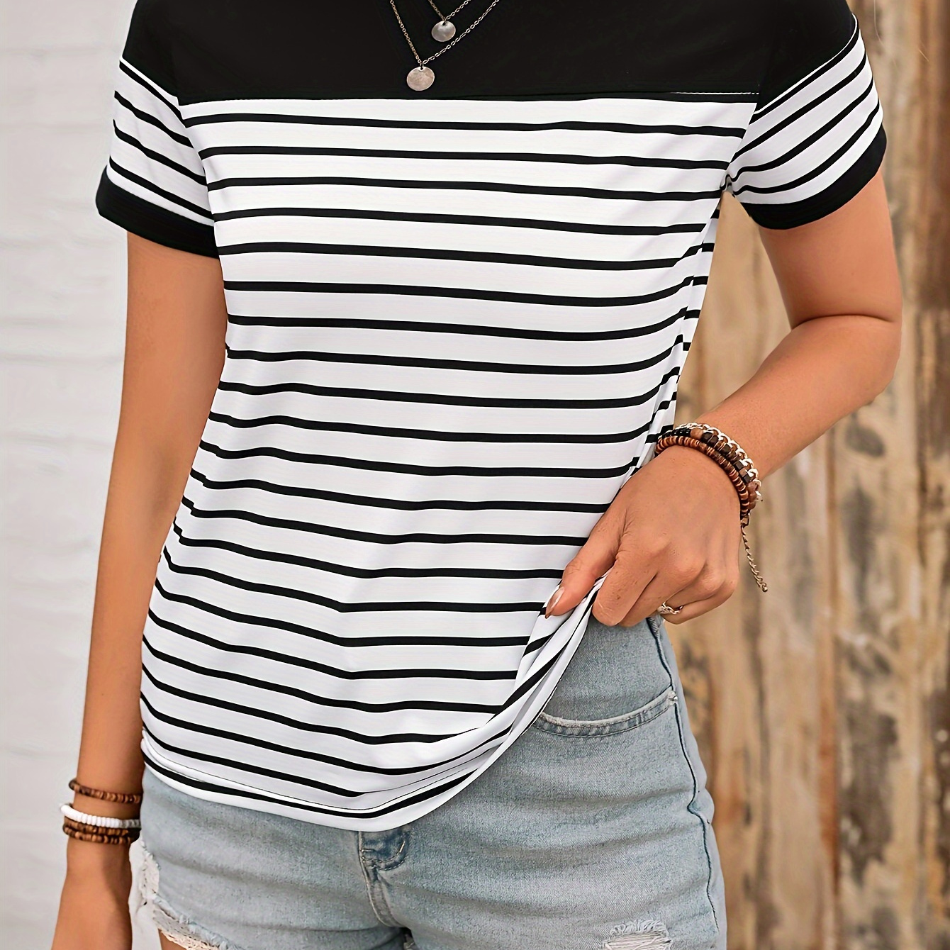 

Striped Crew Neck T-shirt, Casual Short Sleeve Top For Summer, Women's Clothing