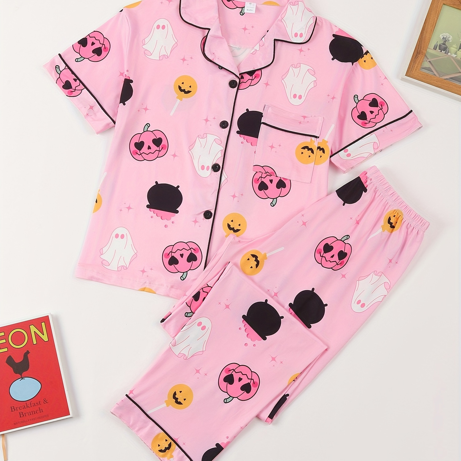 

Women's & Jack-o-lantern Print Pajama Set, Short Sleeve Buttons Lapel Top & Pants, Comfortable Relaxed Fit