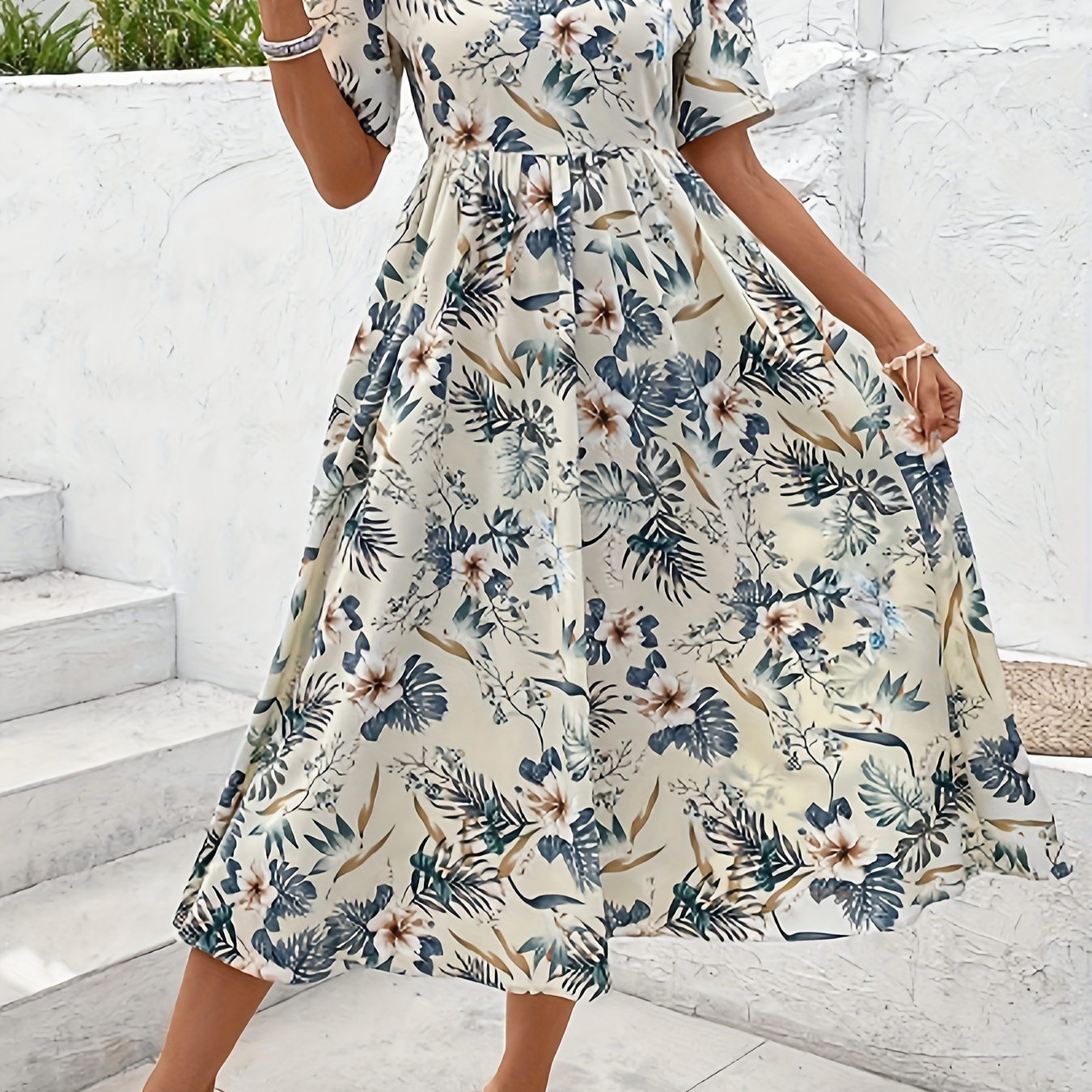 

Robe à col rond à imprimé floral, style vacances, robe à manches courtes et ligne A pour le printemps et l'été, vêtements pour femmes