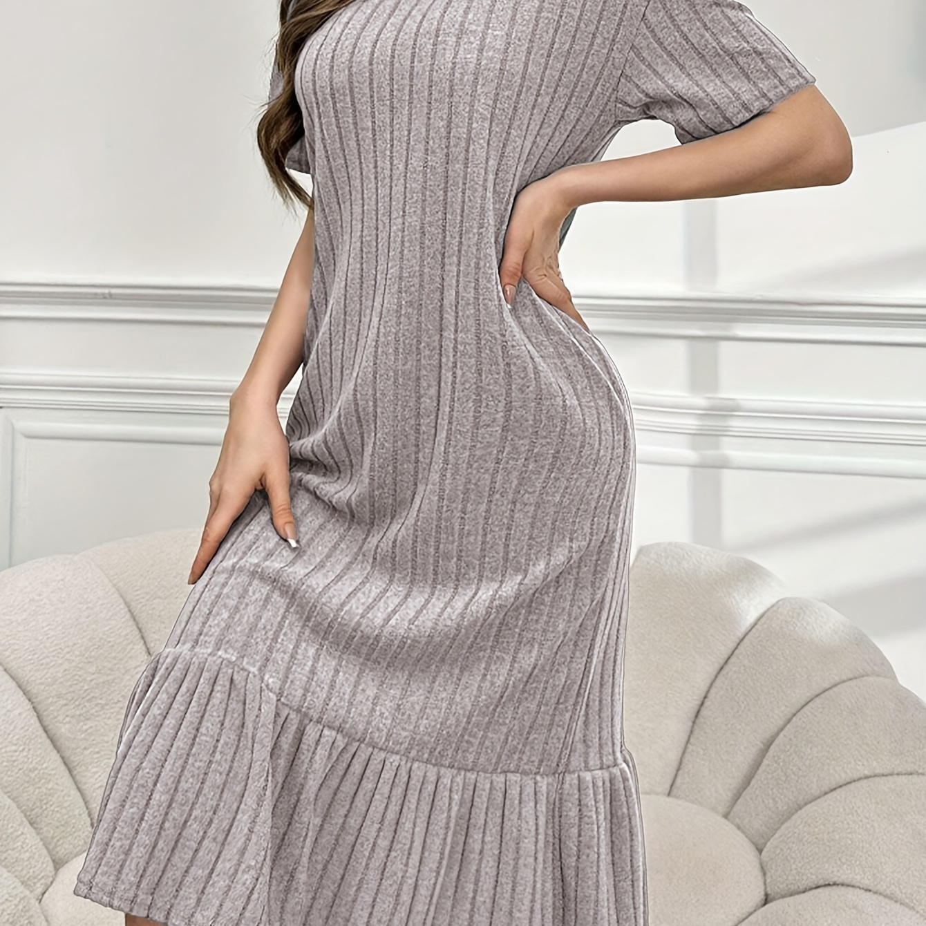 

Women's Solid Ribbed Casual Sleepwear Dress, Short Sleeve V Neck Ruffle Hem Midi Dress, Comfortable Nightgown