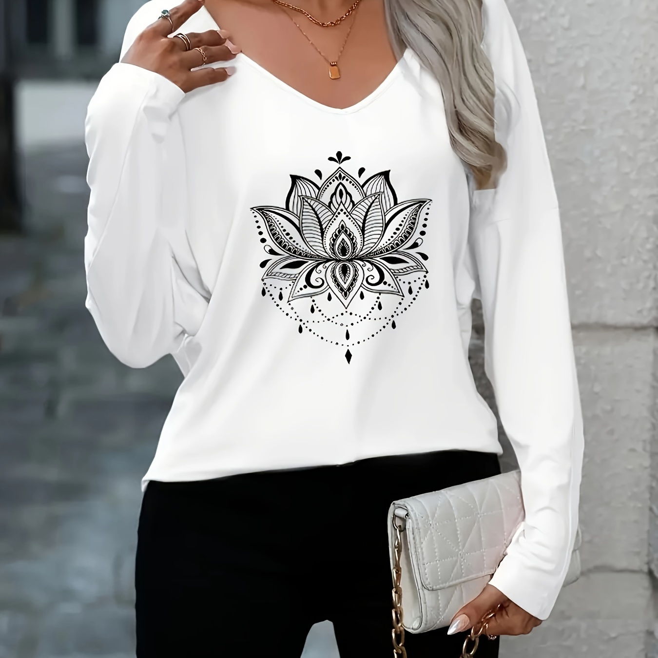 

Women's Casual V-neck T-shirt With Geometric Lotus Print – Polyester And Elastane Blend Knit Fabric, Regular Length, Three-season Top For Spring/summer/fall