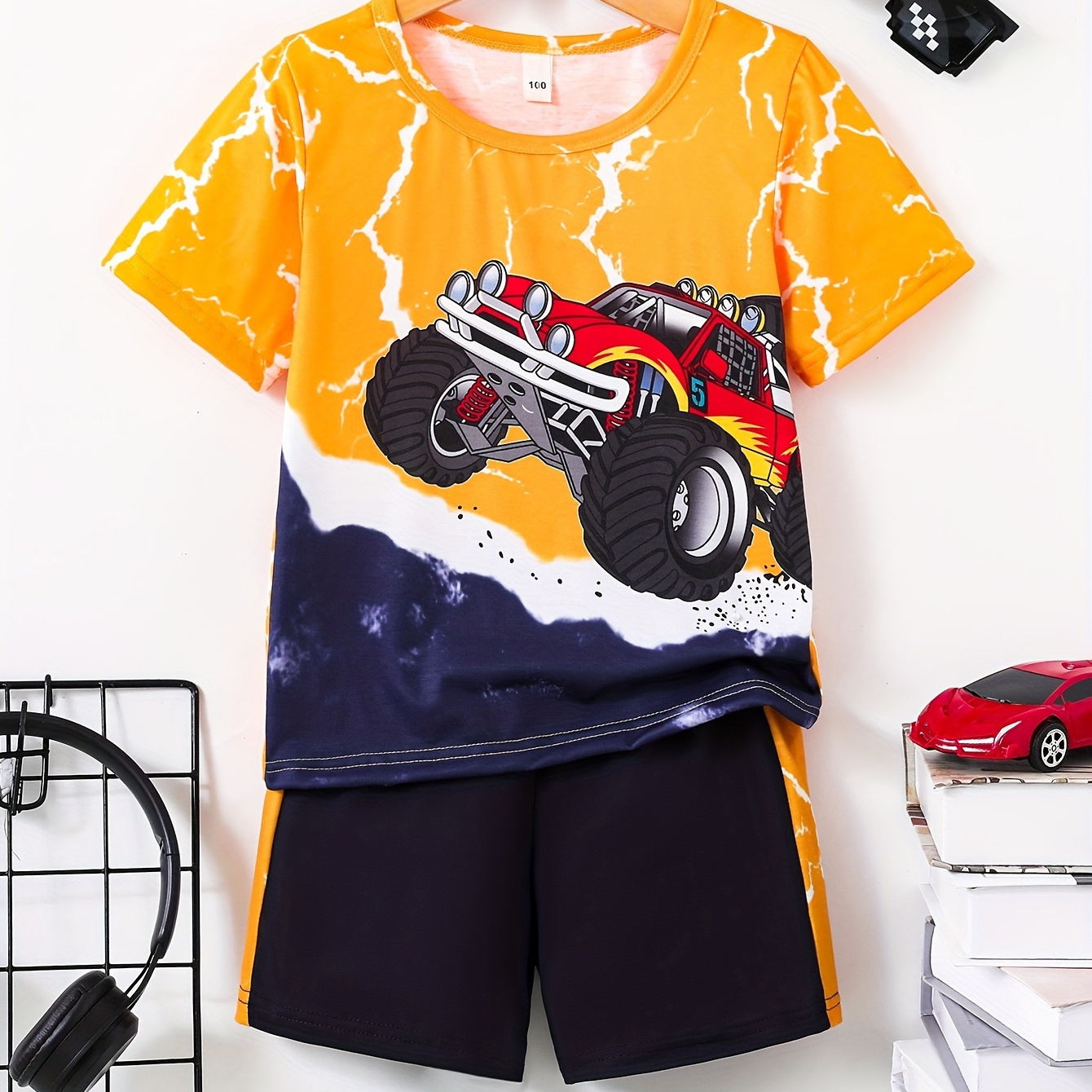 

2pcs Boys Casual Cool Monster Truck Graphic Print Short Sleeve T-shirt & Shorts Set, Comfy Summer Boys Clothes
