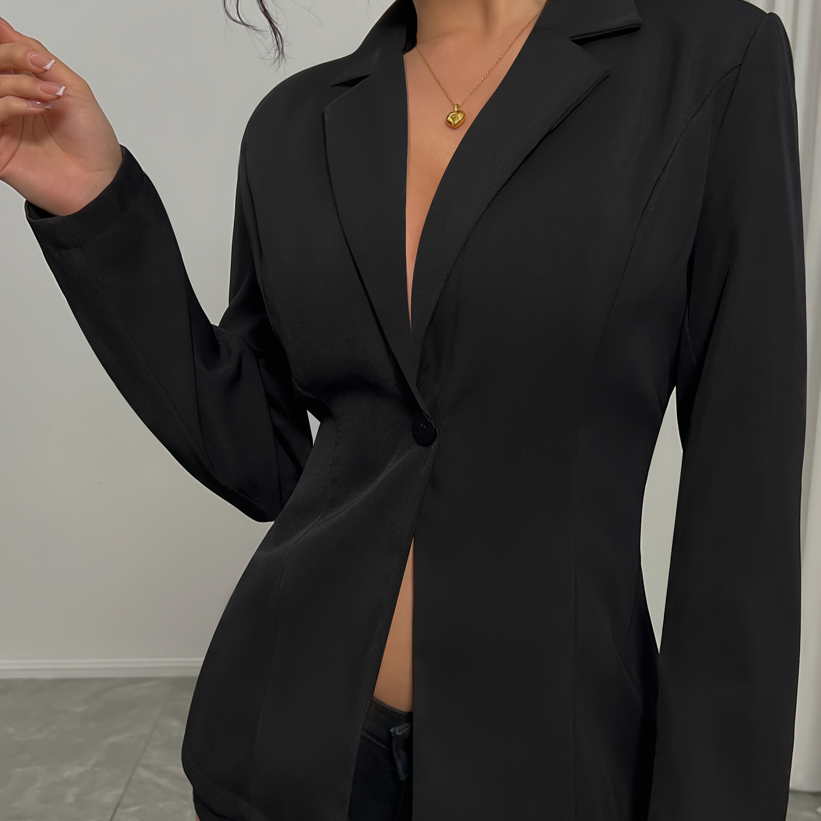 

Elegant Women's Blazer