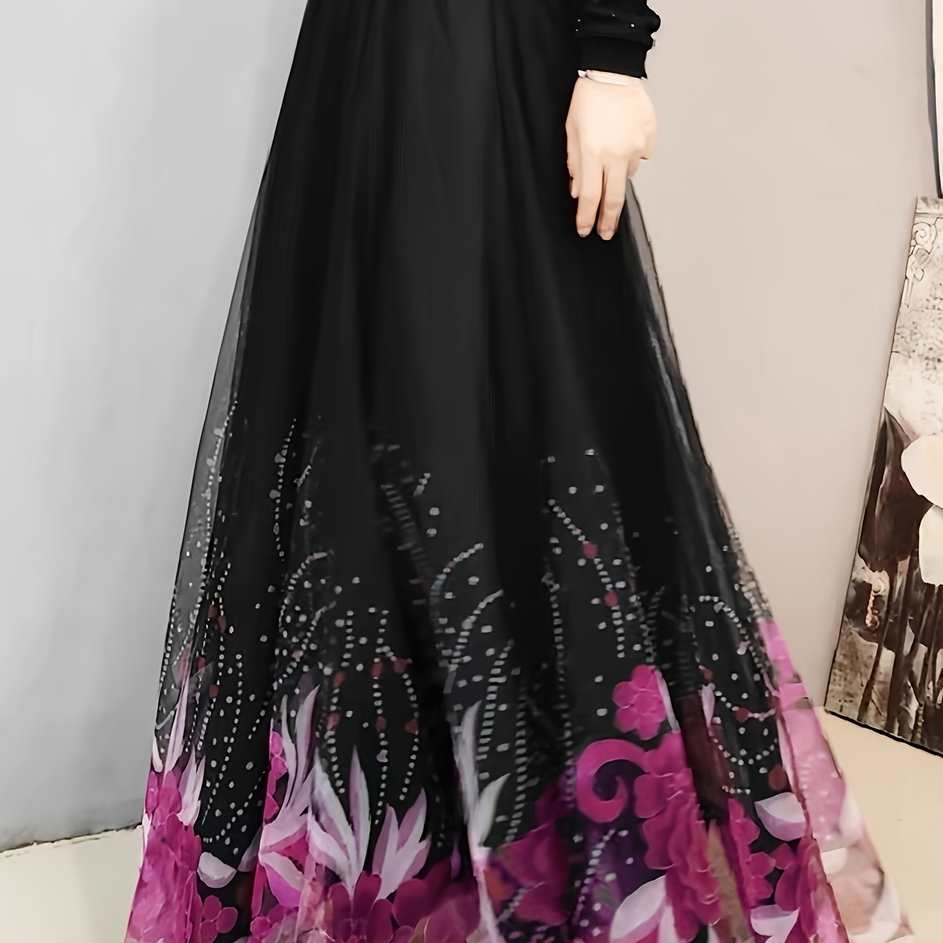 

And Summer Fashion High-waisted Sheer Skirt, A-line With A Flattering , Gradient Rose Color Long Skirt.