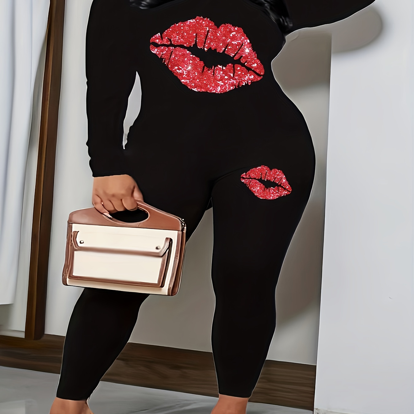

Plus Size Casual Outfits Set, Women's Plus Red Lip Print Long Sleeve V Neck Top & Leggings Outfits 2 Piece Set