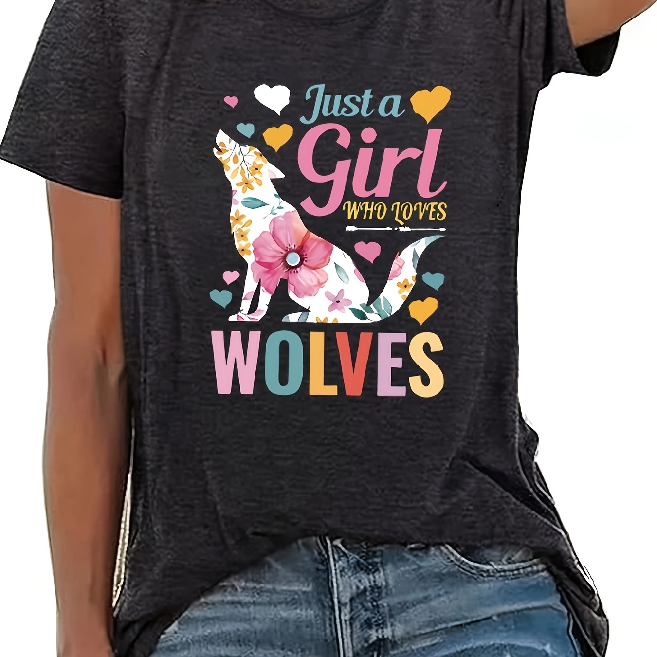 

Plus Size Girl & Wolves Print T-shirt, Casual Short Sleeve Crew Neck Top For Spring & Summer, Women's Plus Size Clothing