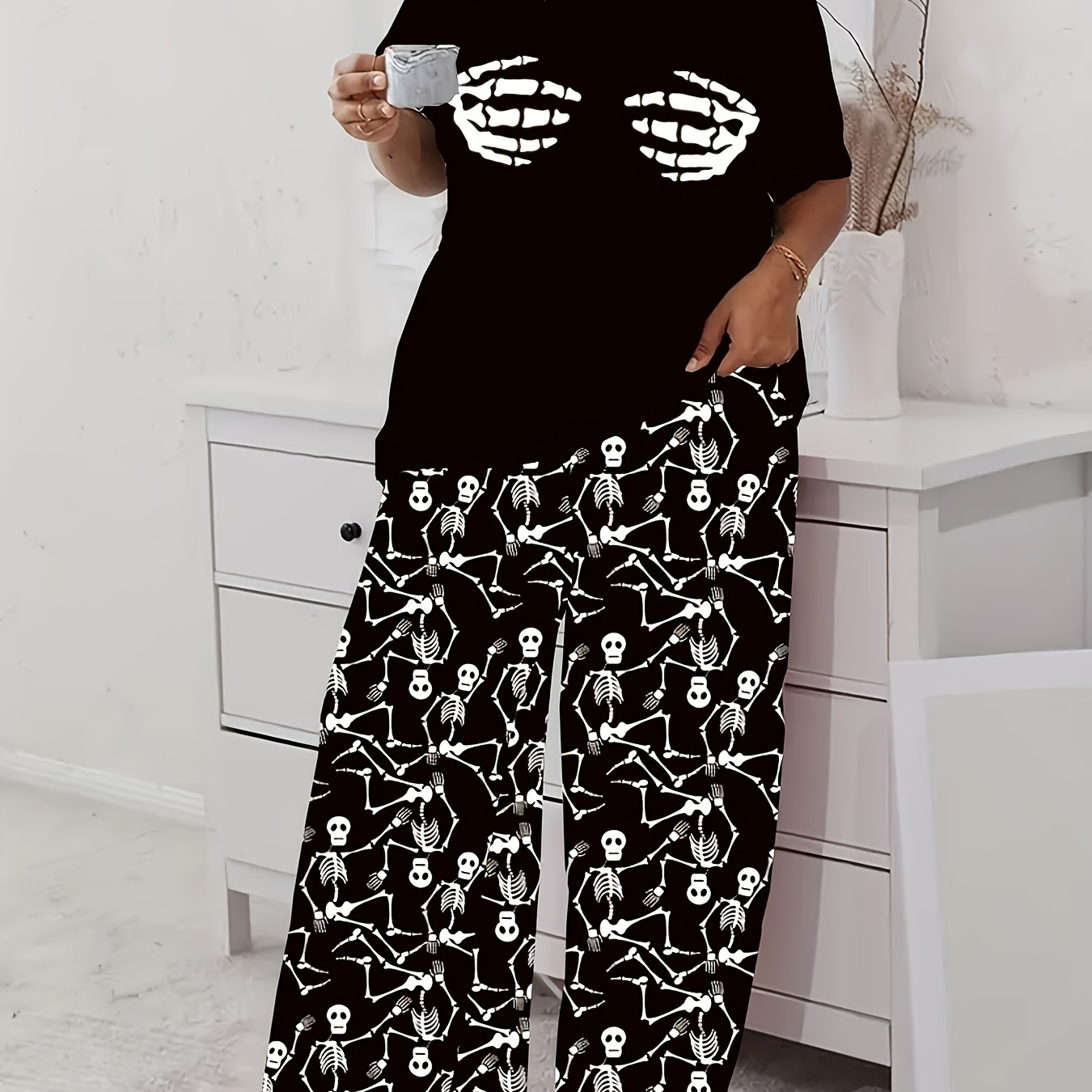 

Large Size Women's Pajama Set, Loose Short Sleeves And Comfortable Pants, Skull Gothic Print Pajama Home Clothes