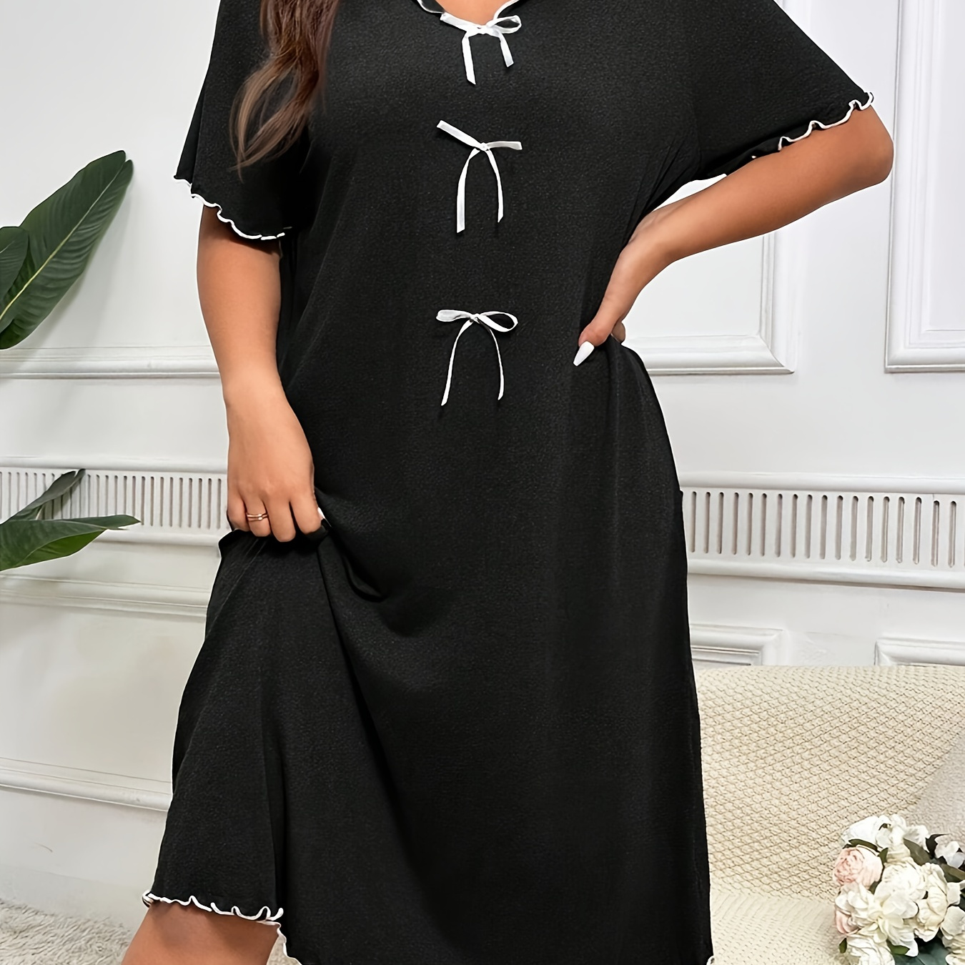 

Women's Plus Dress, Plus Size Bow Decor Binding Trim Short Sleeve Nightdress