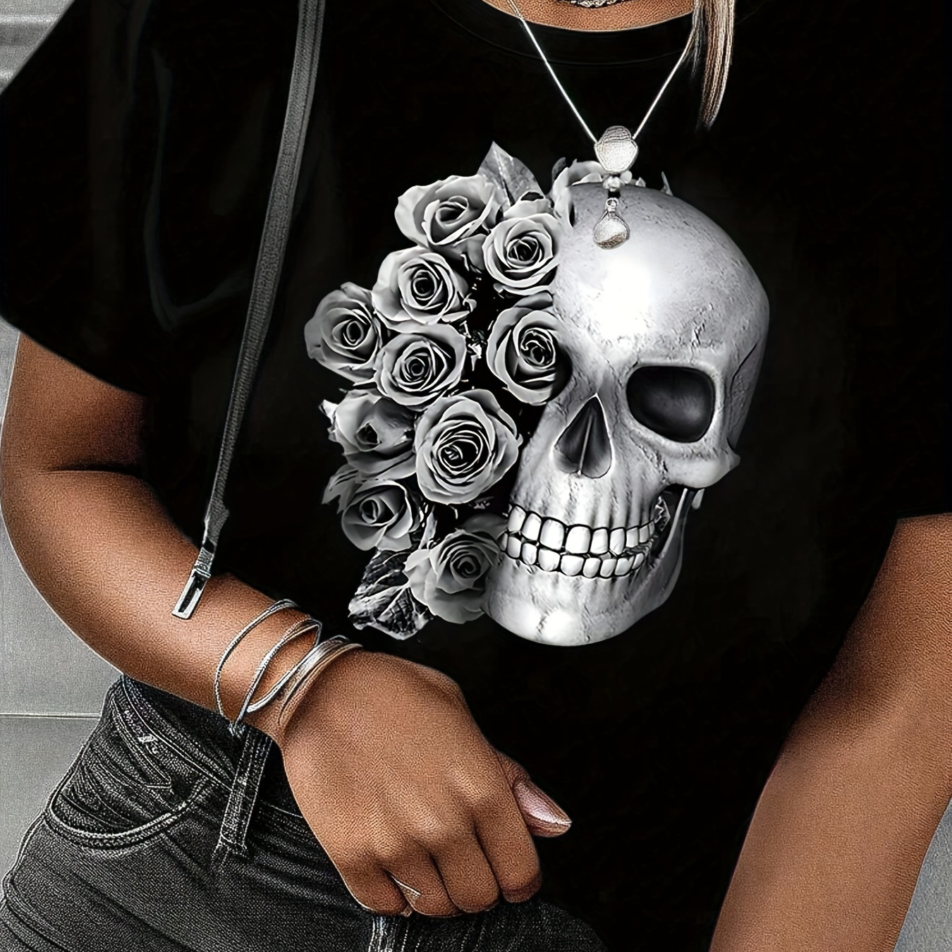

Skull & Rose Print T-shirt, Short Sleeve Crew Neck T-shirt For , Women's Clothing