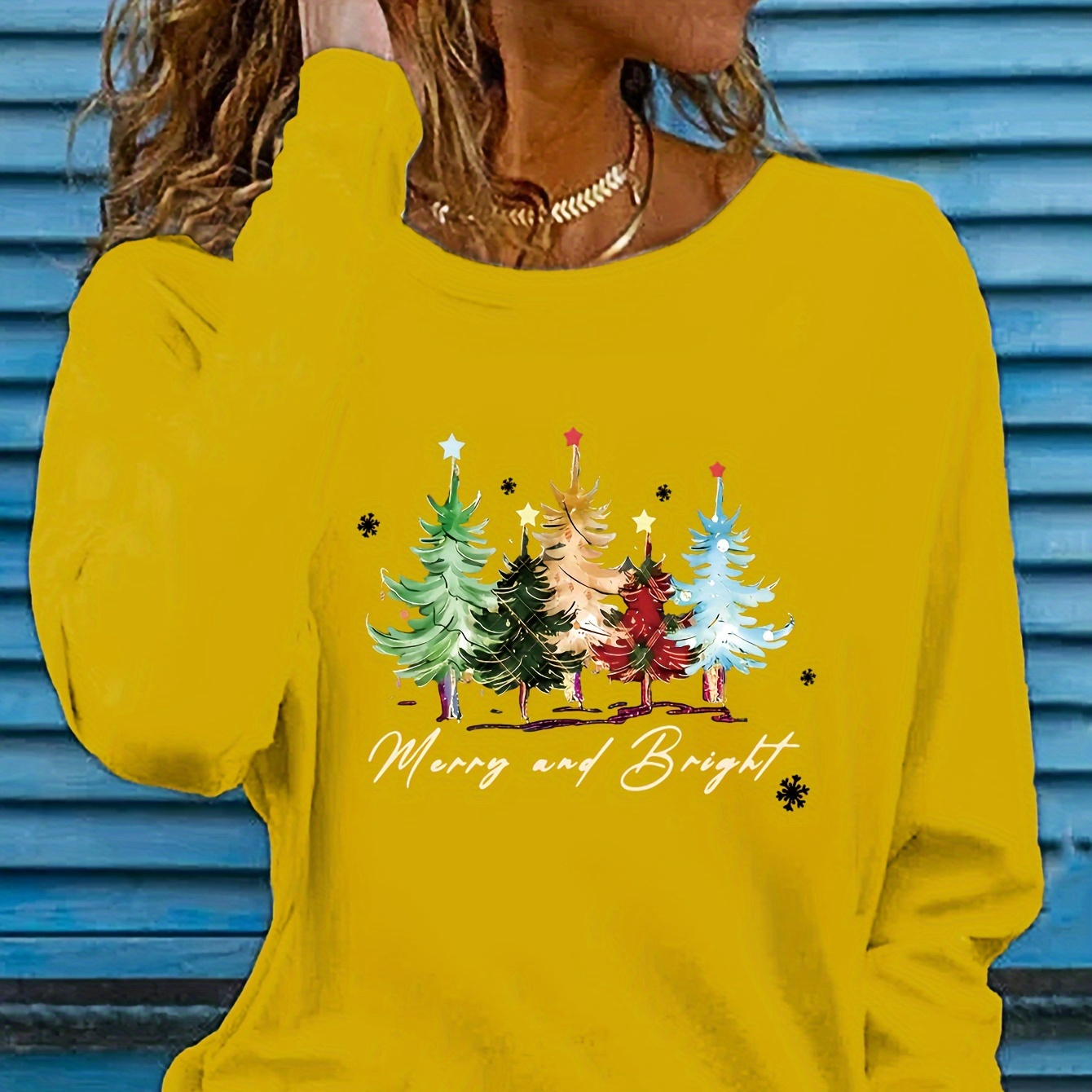 

Women's Festive Christmas Tree Applique Long Sleeve T-shirt - Polyester Knit Fabric Casual Crew Neck Top With Slight Stretch And Regular Fit For Fall Season