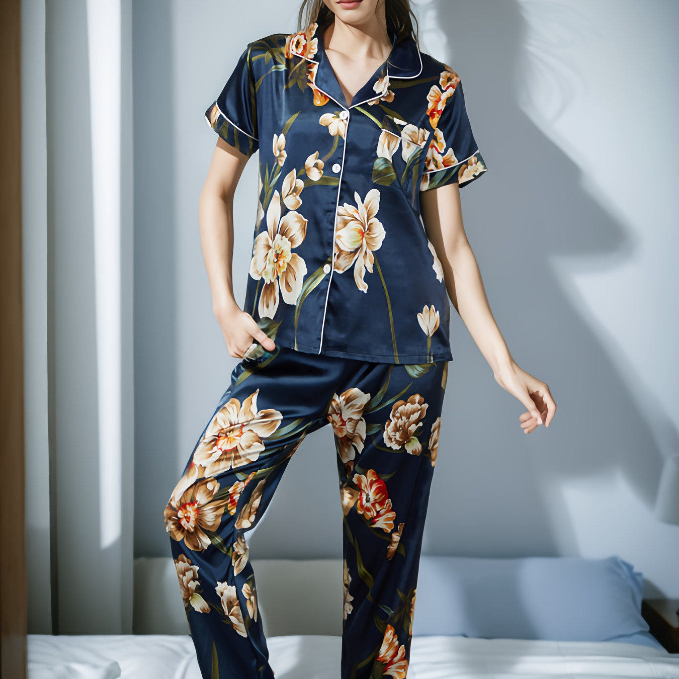 

Floral Print Pajama Set, Short Sleeve Buttons Top & Elastic Waistband Pants, Women's Sleepwear & Loungewear