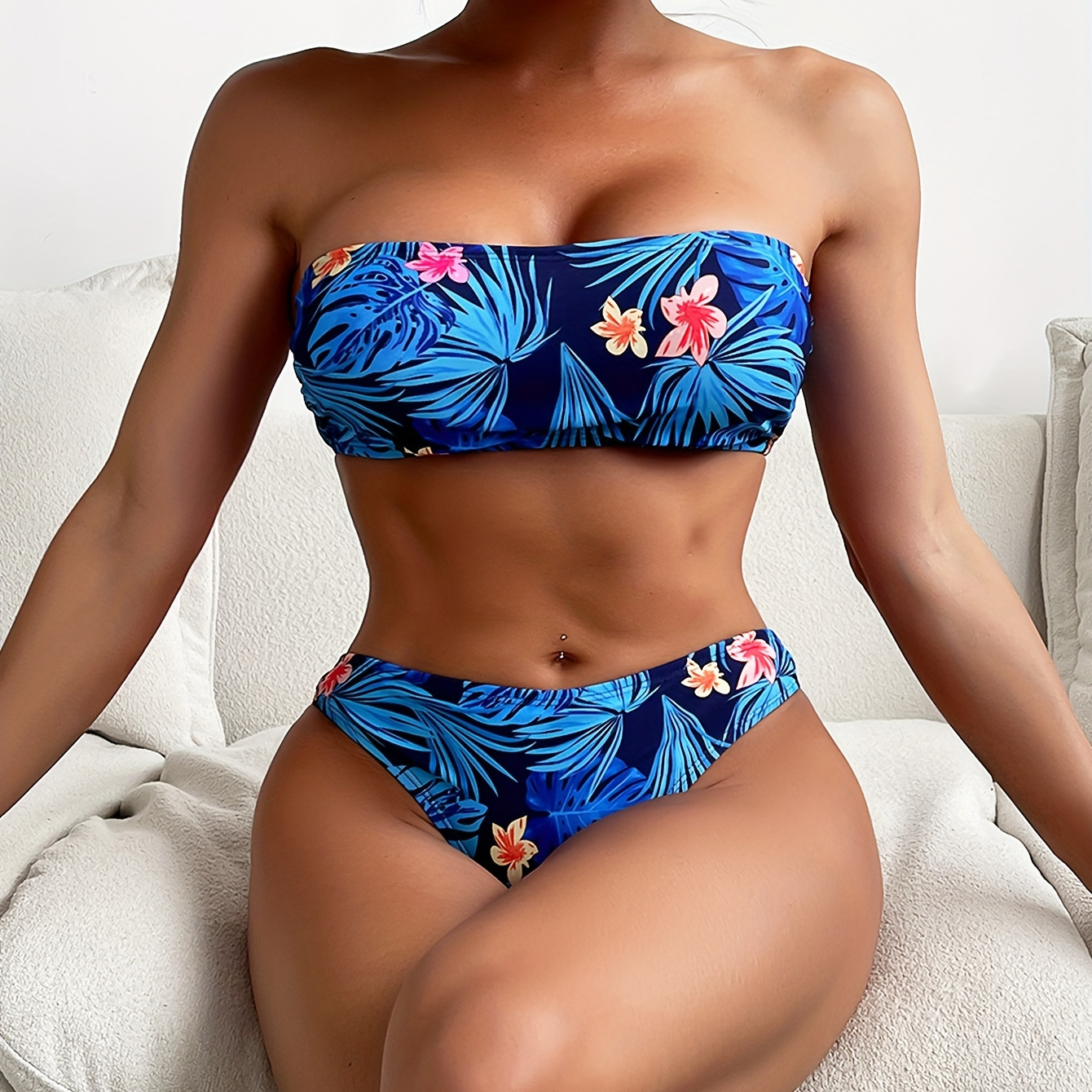 

Blue Tropical Floral Leaf Print Bandeau 2 Piece Set Bikini, Stretchy Strapless High Cut Swimsuits, Women's Swimwear & Clothing