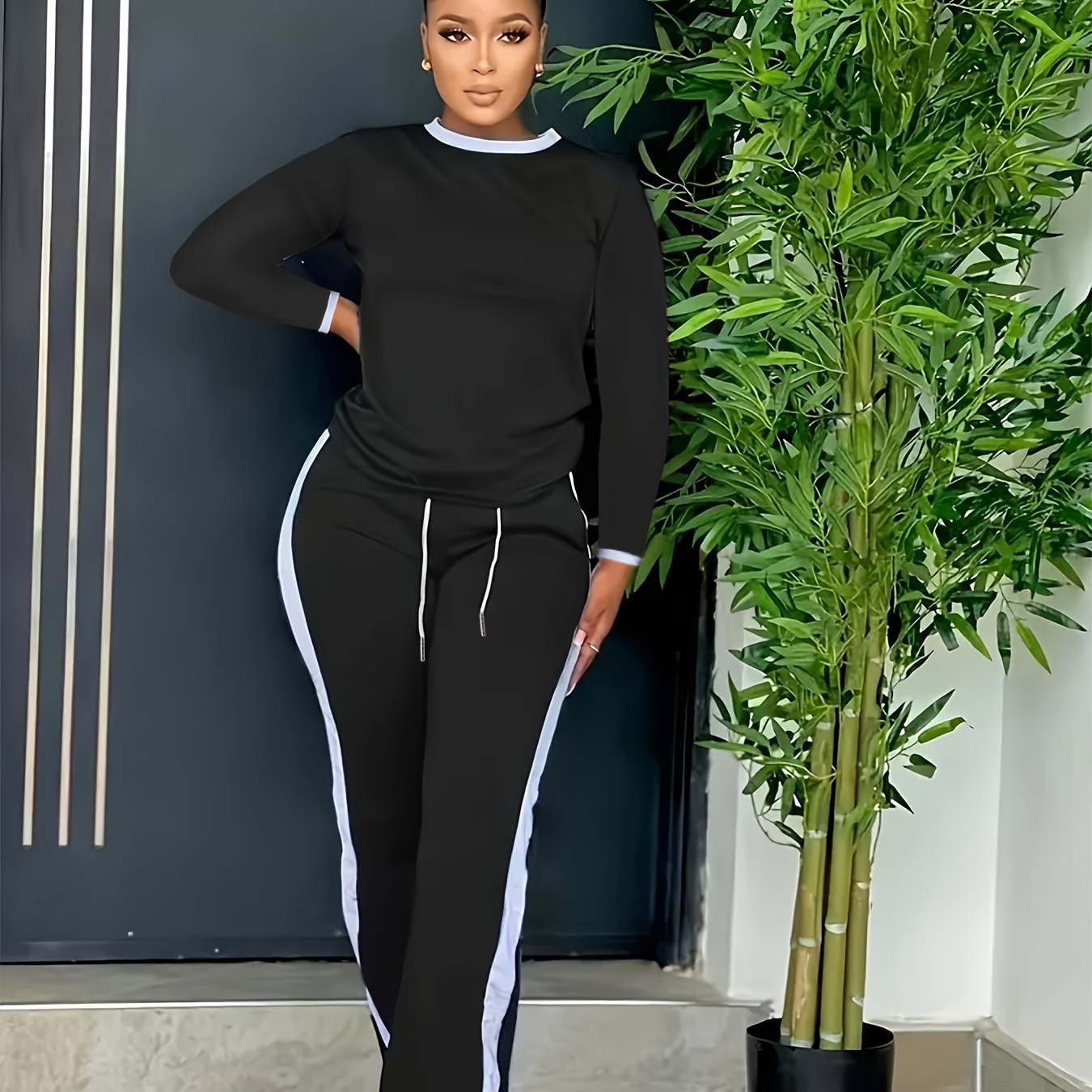 

Chic Fall/winter Women's Casual Outfit - Solid Color Crew Neck Long Sleeve Top & Striped Pants Set, Machine Washable