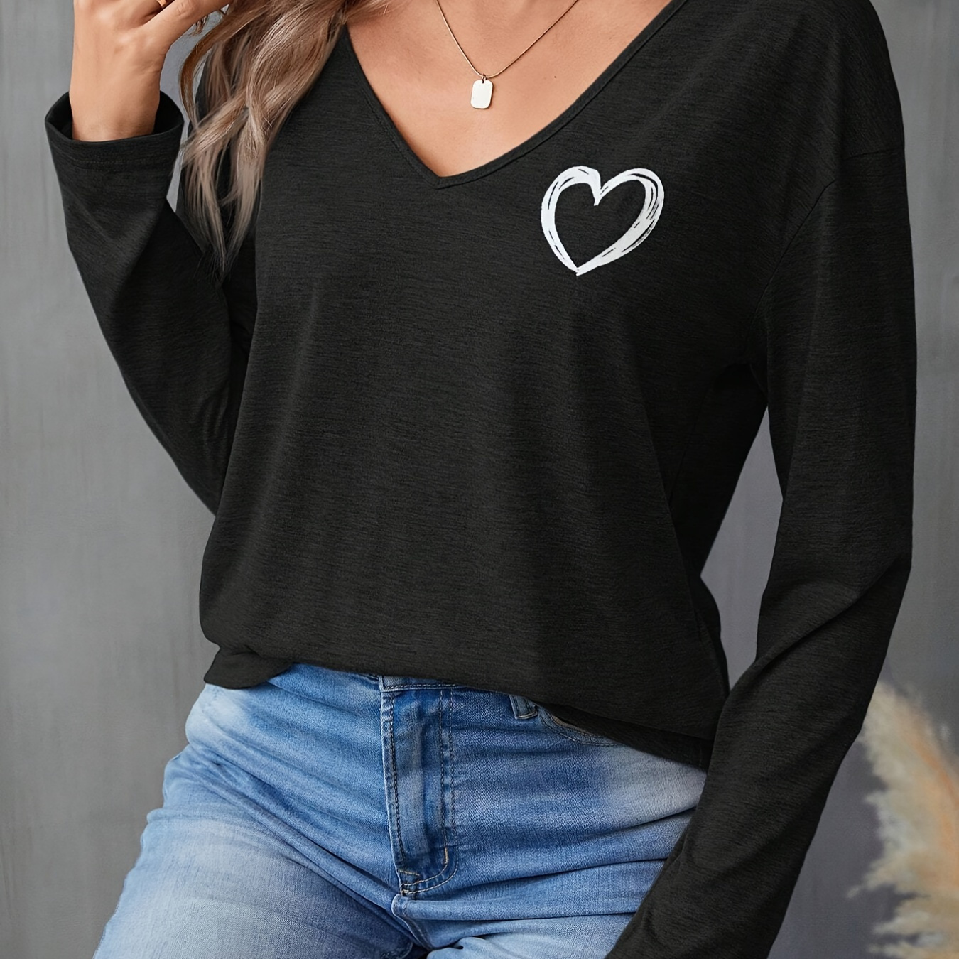 

Heart Print V Neck T-shirt, Long Sleeve Casual Top For Spring & Fall, Women's Clothing