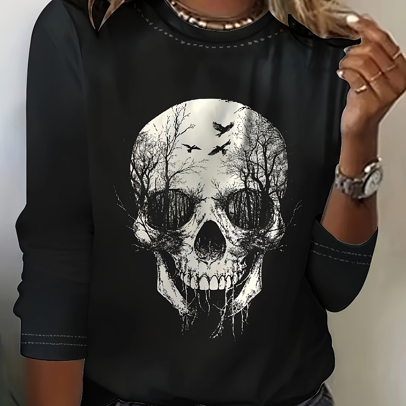 

Women's Casual Long Sleeve Crew Neck T-shirt With Unique Skull Print - Stretchy Polyester , Machine Washable, Spring & Fall - In Black, Sizes S To Xl