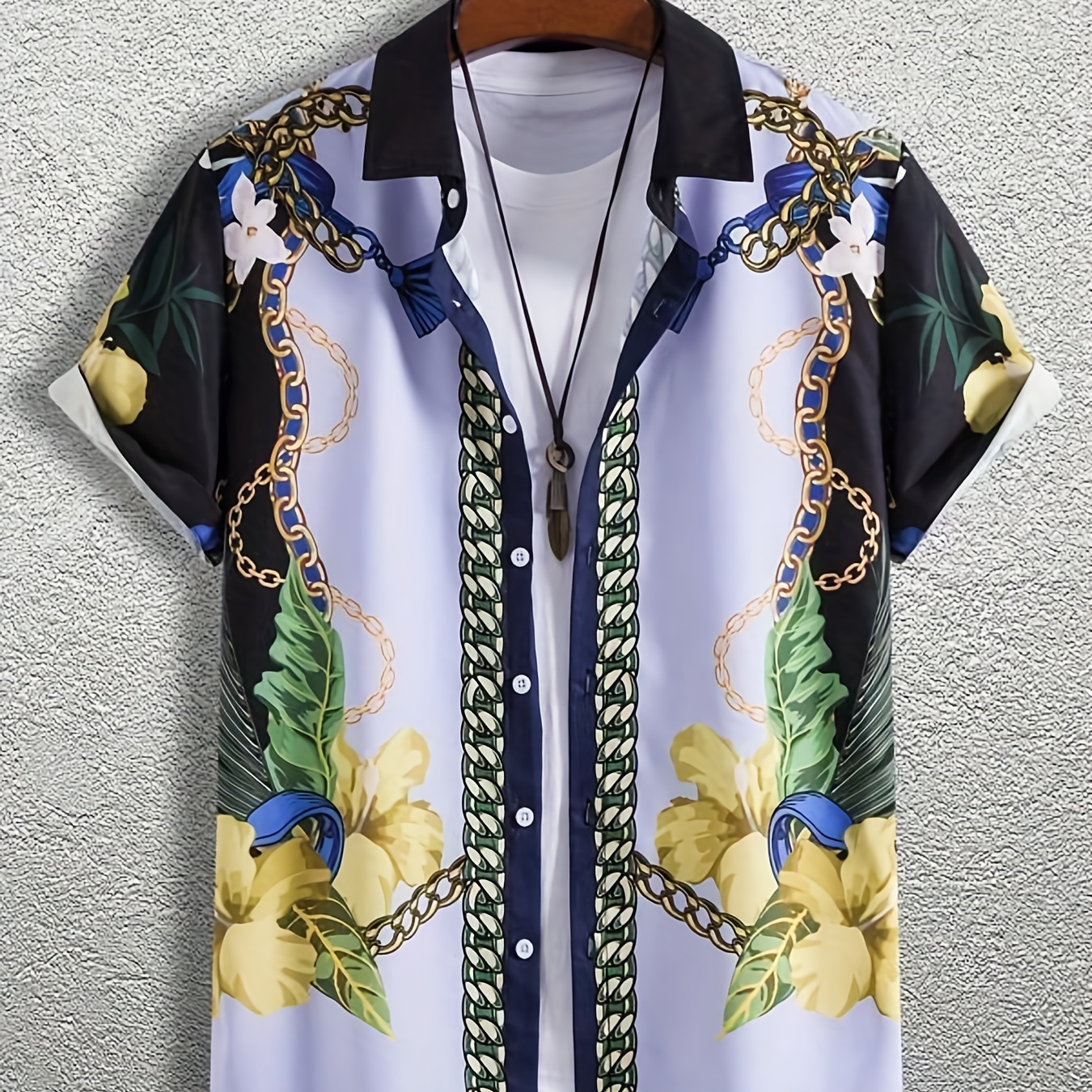 Stylish Golden Chain Print Men's Casual Short Sleeve Shirt, Men's Shirt For  Summer Vacation Resort, Tops For Men, Gift For Men - Temu