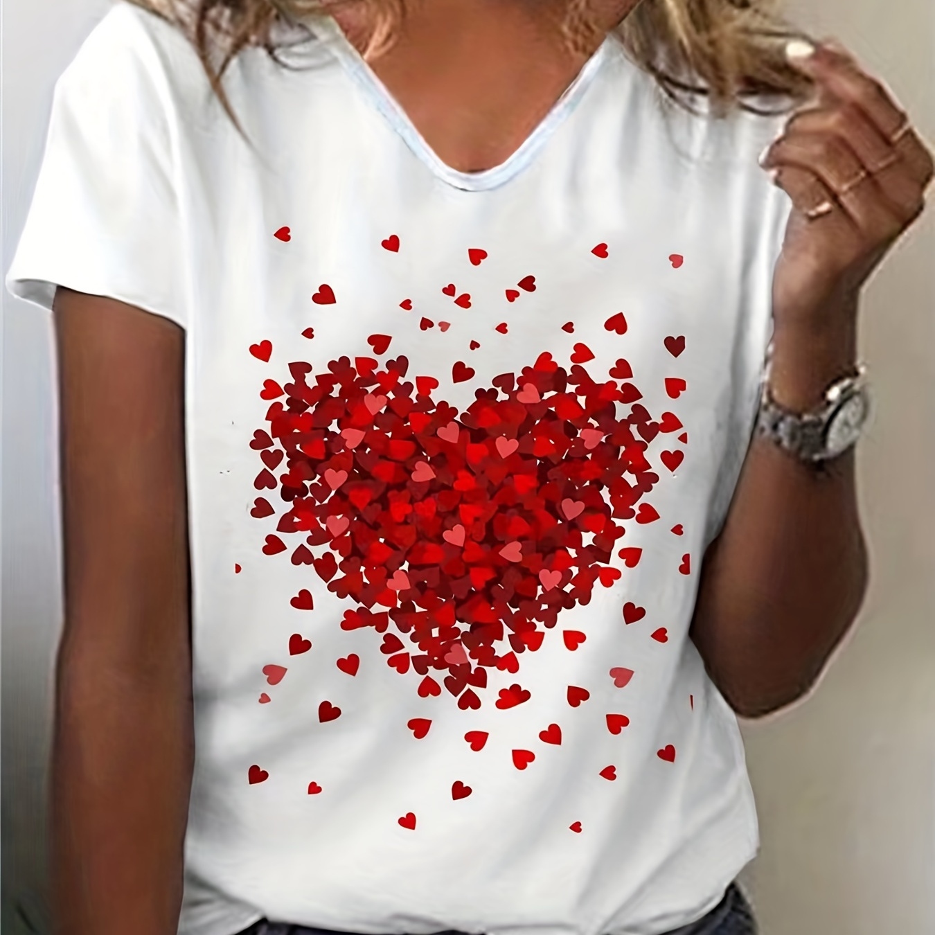 

Plus Size Casual T-shirt, Women's Plus Heart Print Short Sleeve V Neck Slight Stretch T-shirt