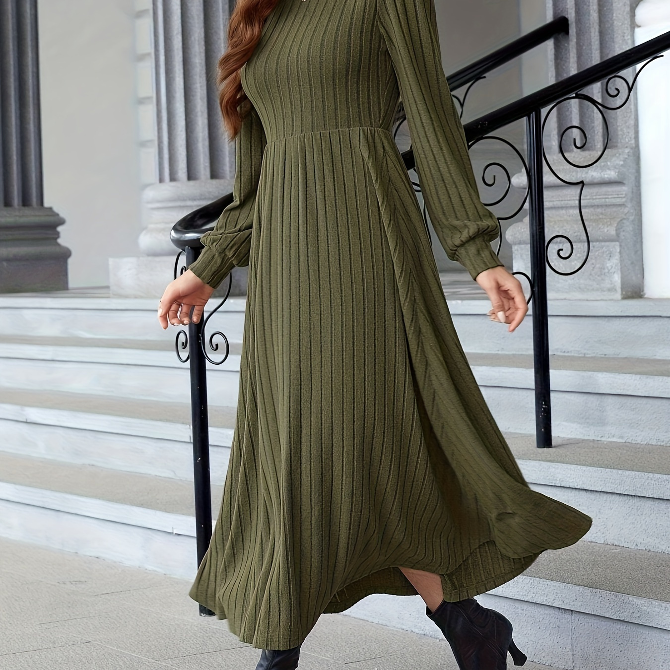 

Elegant Vintage-inspired Long Sleeve Midi Dress - Crew Neck, Ribbed Knit, Solid Color, Machine Washable - Fall & Winter