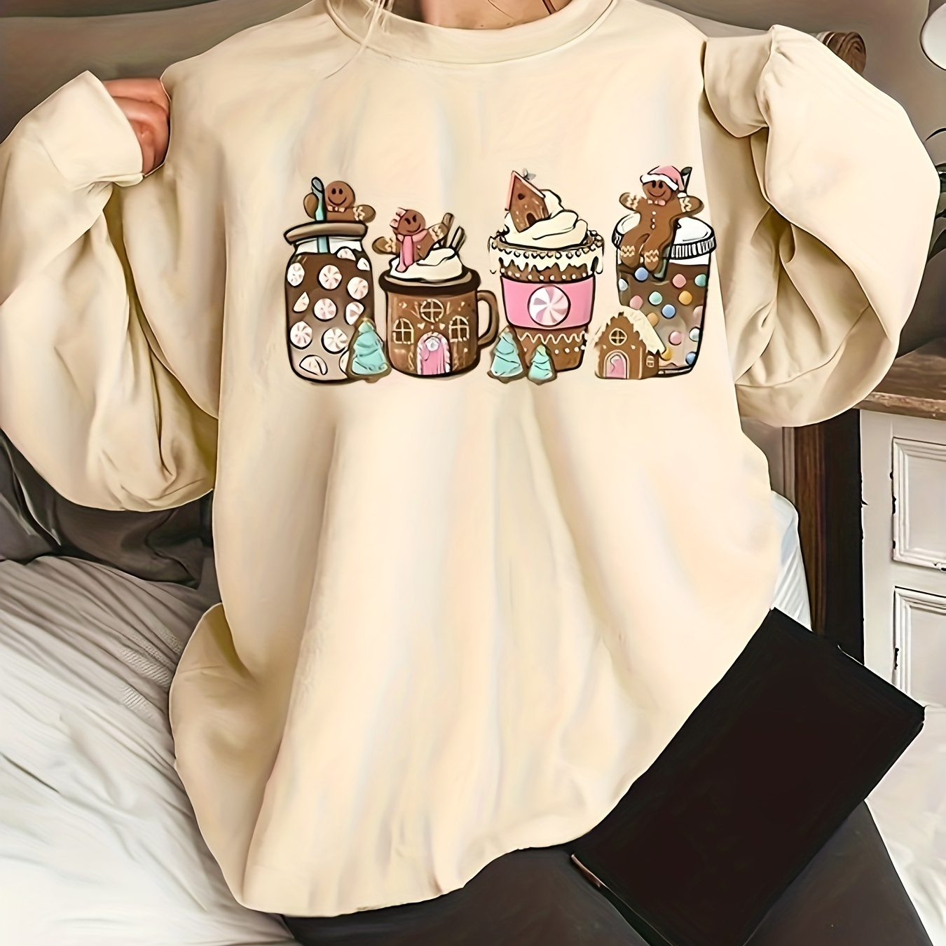 

Plus Size Christmas Casual Sweatshirt, Women's Plus Christmas Cookie Graphic Print Long Sleeve Round Neck Sweatshirt