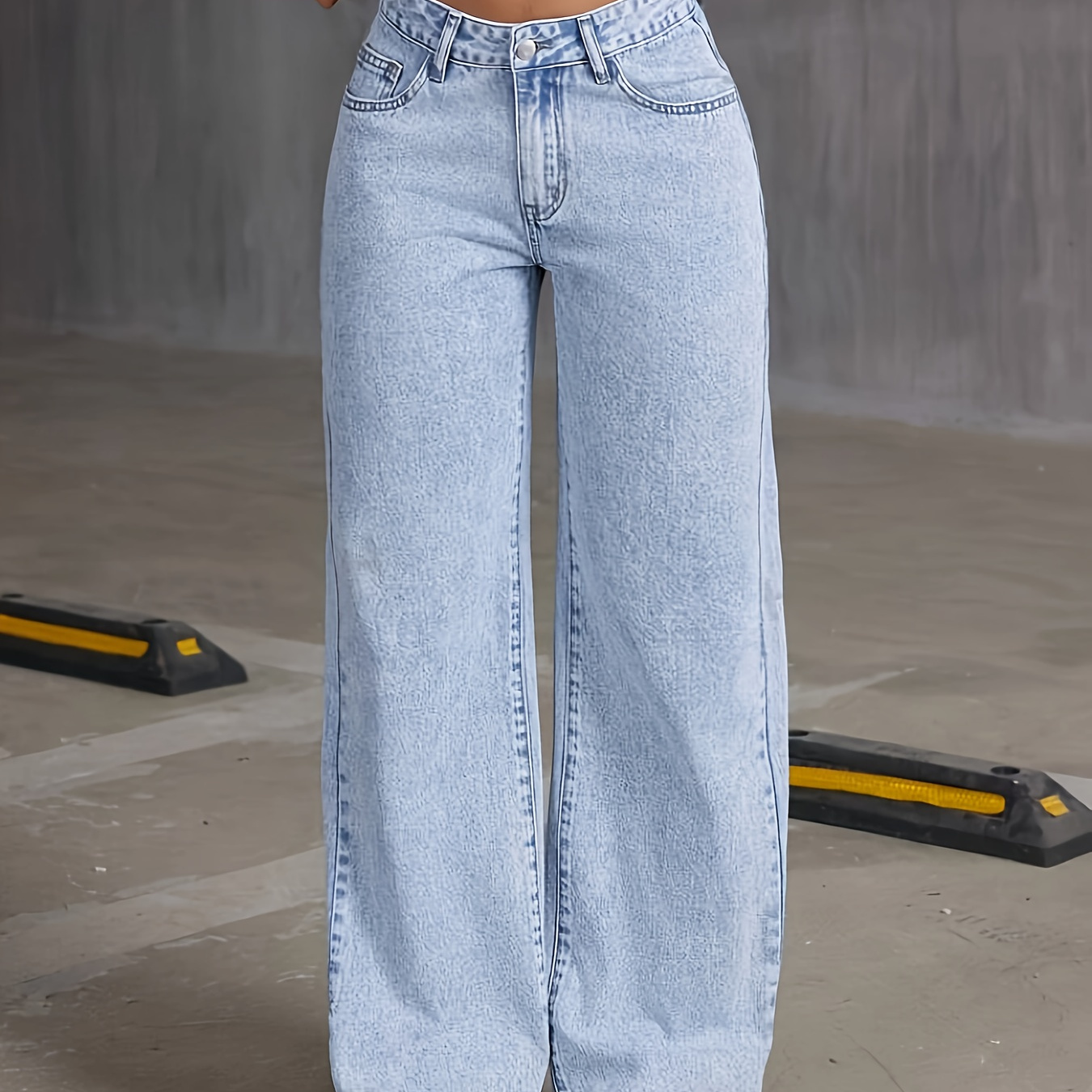 

Fashionable And Elegant Women's Light Blue Low-waisted Denim Straight-leg Wide-leg Trousers With A Bow Printed On The Back Pocket, Casual, Lively And Loose Fit