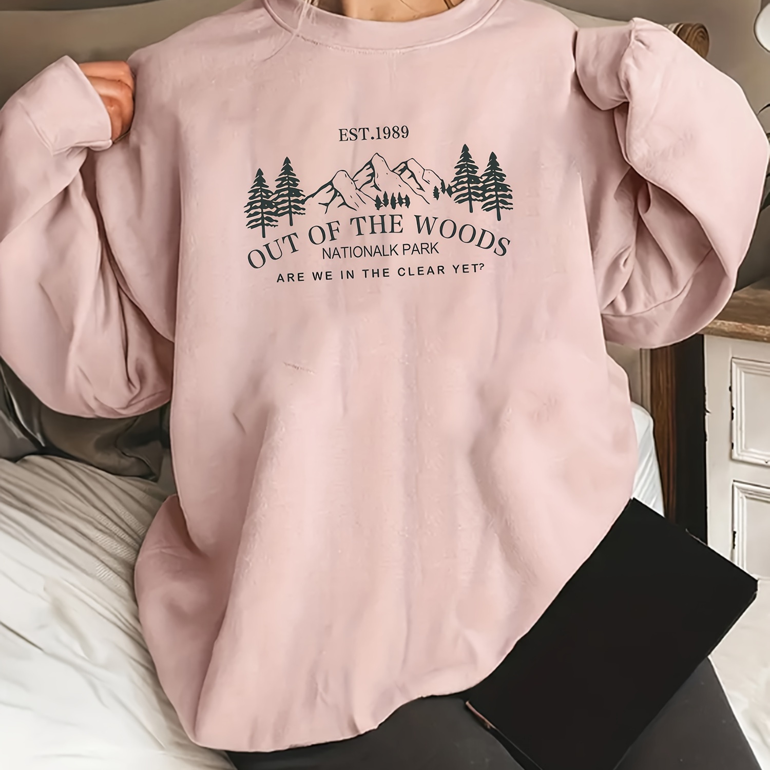 

Graphic Print Sweatshirt, Crew Neck Casual Sweatshirt For Fall & Spring, Women's Clothing