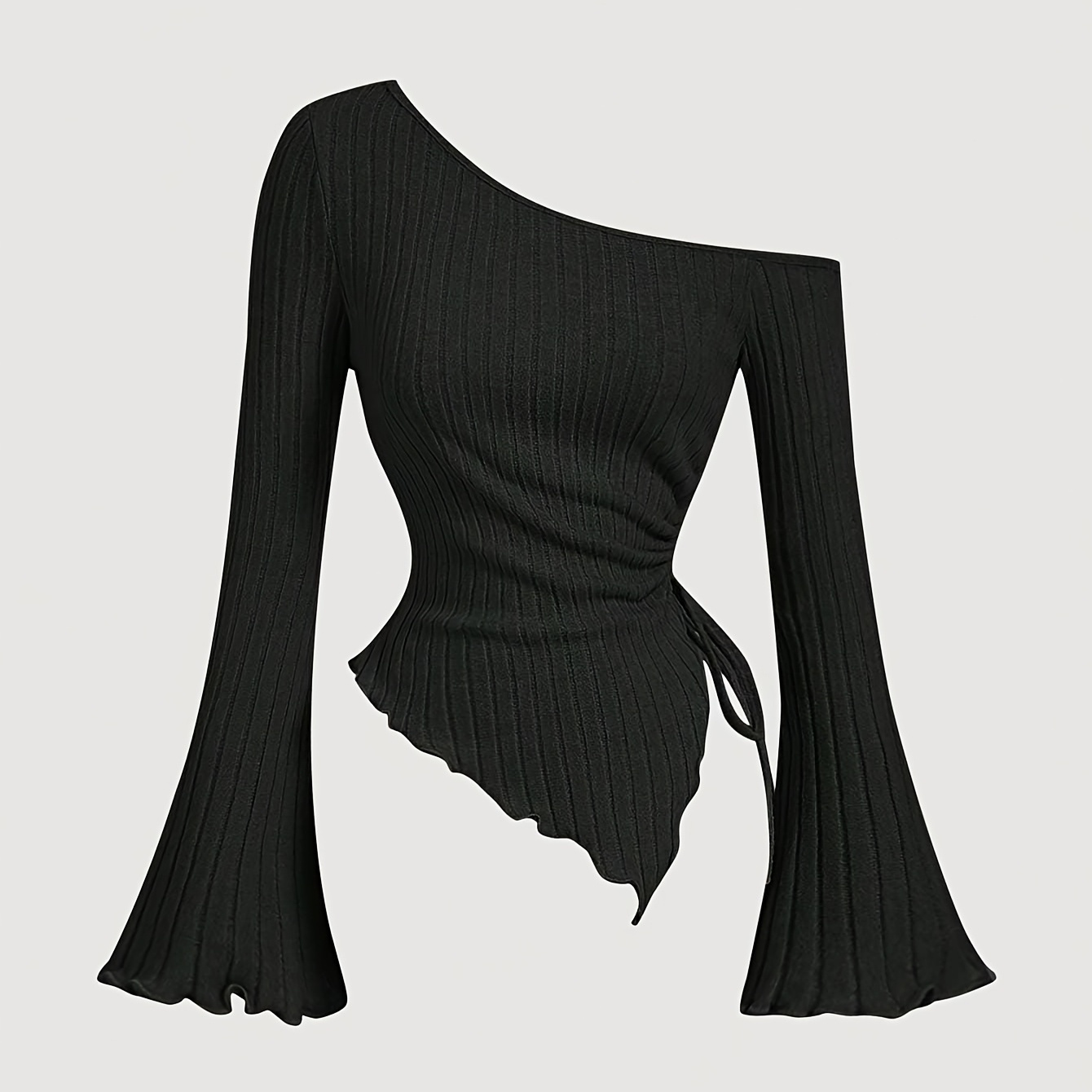 

Women's T-shirt With Asymmetrical Hem And Trumpet Sleeves With Shoulders