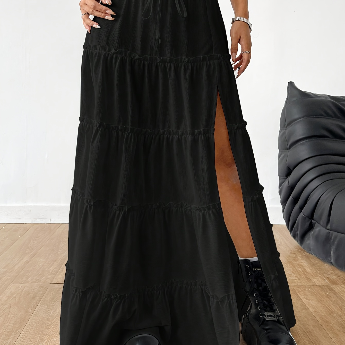 

Elegant Style| Elegant Women's High-waisted Maxi Skirt - Black Polyester/spandex , Detail, Side Slit, Machine Washable, Ideal For Spring/summer/fall Fashion