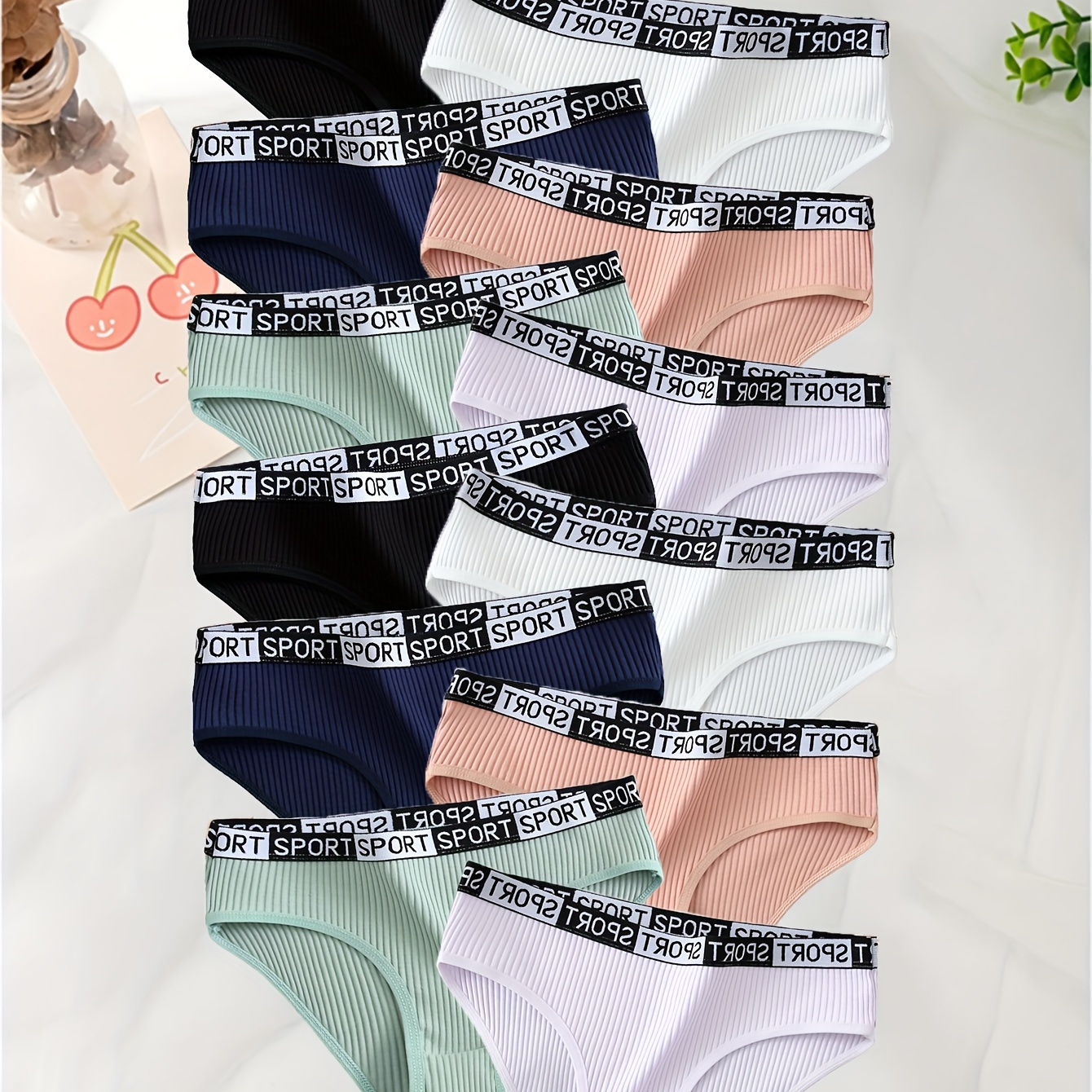 

12pcs Culottes en Coton Élégantes pour Femmes - Respirantes & Confortables, Taille Moyenne, Sous-vêtements de Couleur Unie