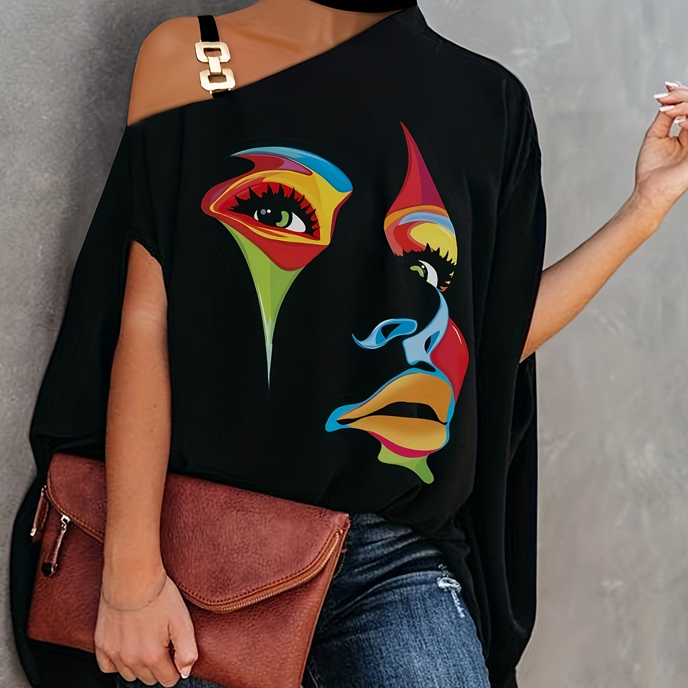 

Abstract Portrait Print Choker Neck T-shirt, Casual Chain Batwing Sleeve Top For Spring & Summer, Women's Clothing
