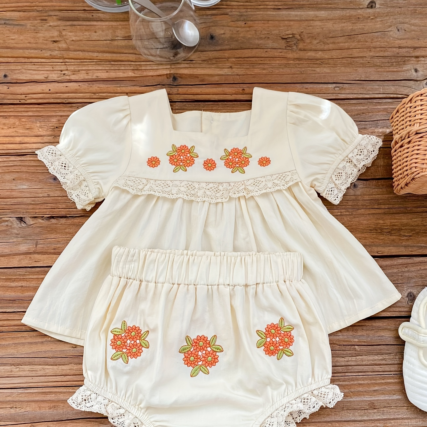 

2 pièces été bébé fleur brodé fleur haut à manches courtes et short pour femme bébé vêtements ensemble