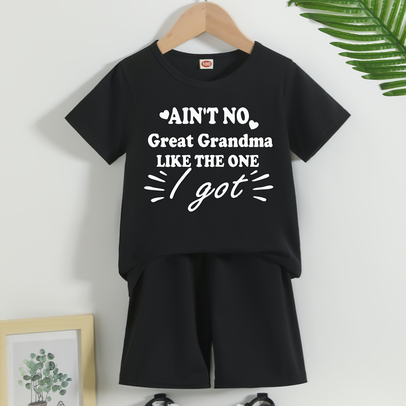 

Great Grandma Pattern Short Sleeve Casual T-shirt & Elastic Waist Shorts Set, Baby Boy's Comfortable Summer Outfits