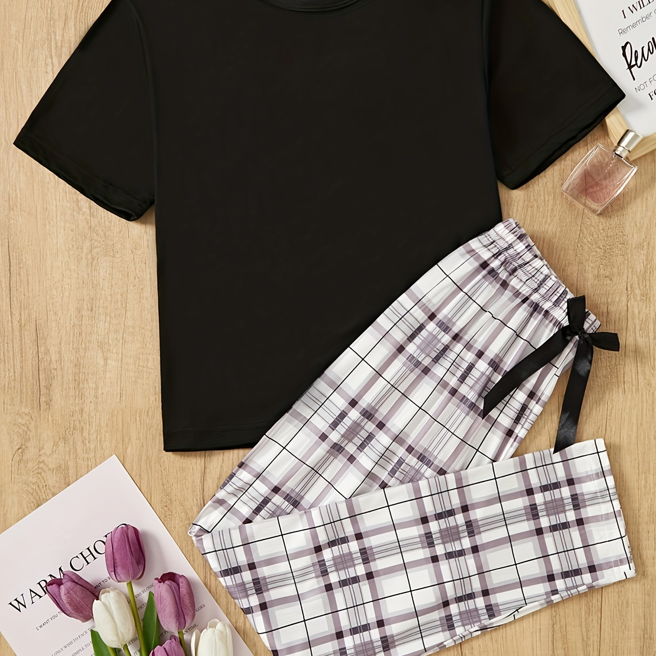 

Plaid Print Pajama Set, Casual Short Sleeve Round Neck T-shirt & Tapered Leg Pants, Women's Sleepwear