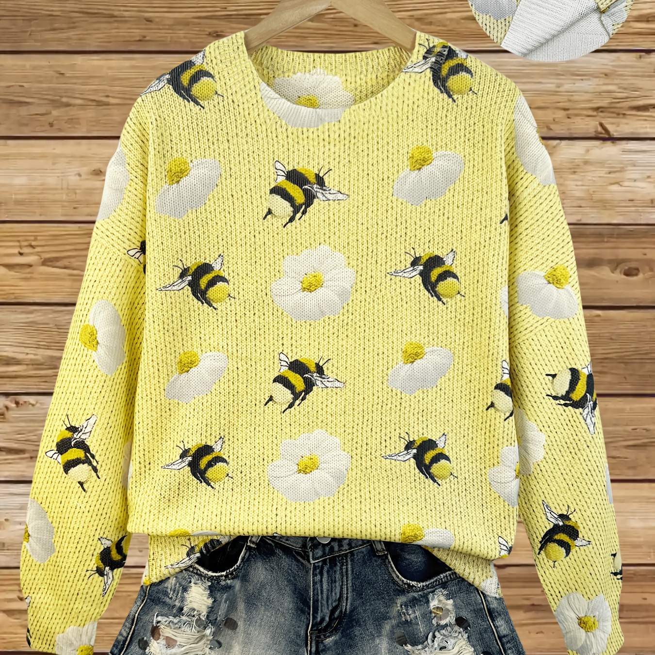 

Women's Elegant Crew Neck Sweater With Bee Pattern, Polyester 100% Knit Pullover, Long Sleeve Animal Print Top For Fall/winter, Regular Fit, 300g/m² Fabric Weight