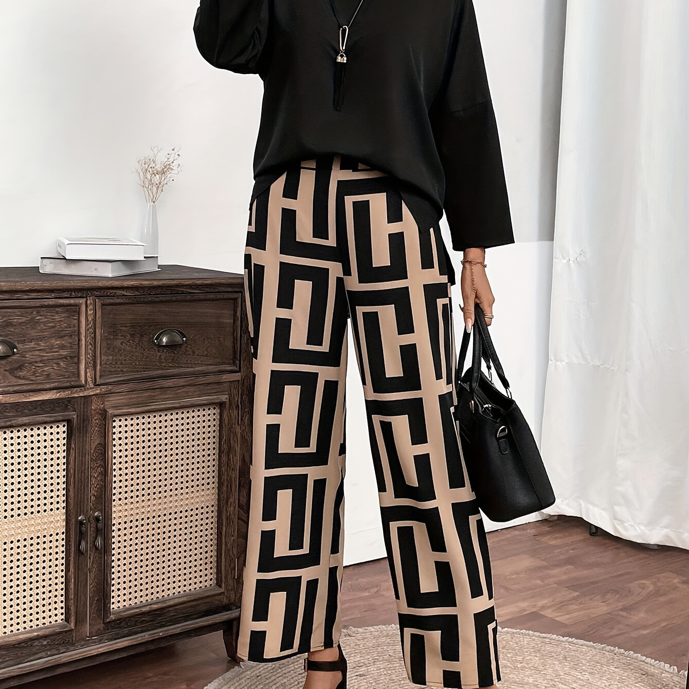 

Two- Set For Women - Polyester, , Round Long Sleeve Top & -leg Pants, For Fall/