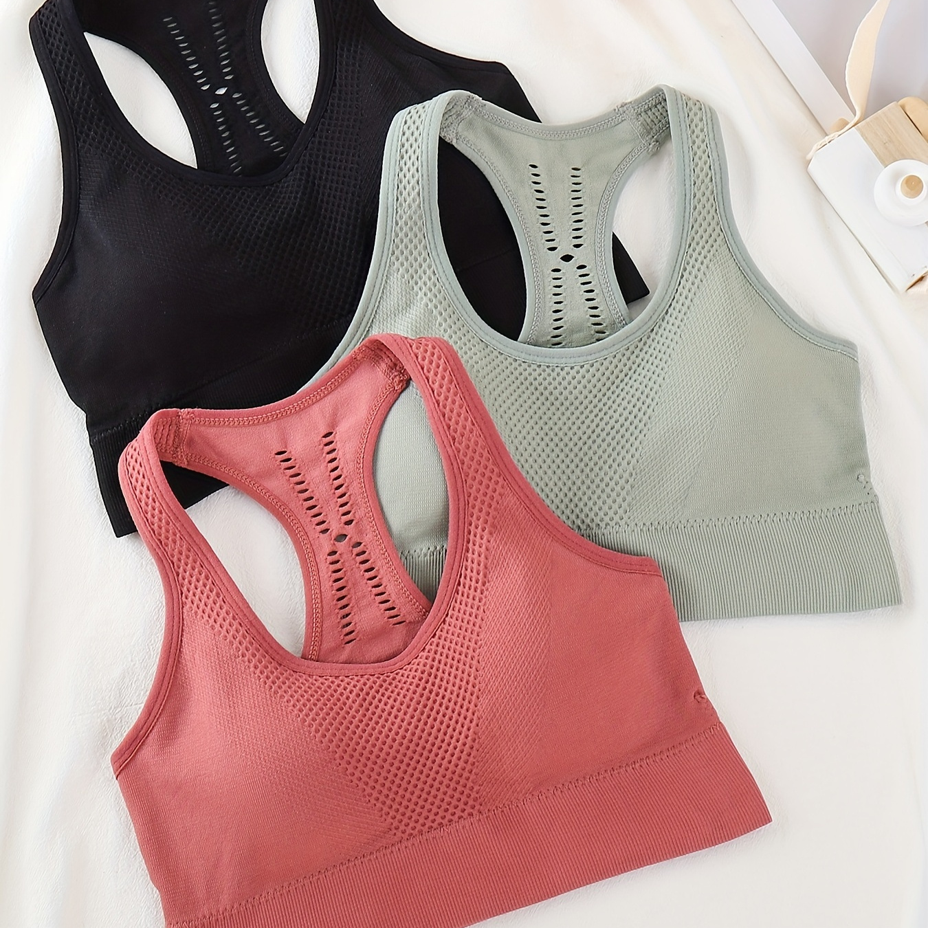 

3pcs Sports Bra Women's Yoga Fitness Running Vest, Outer Wear Hollow Out Wrapped Chest Bra